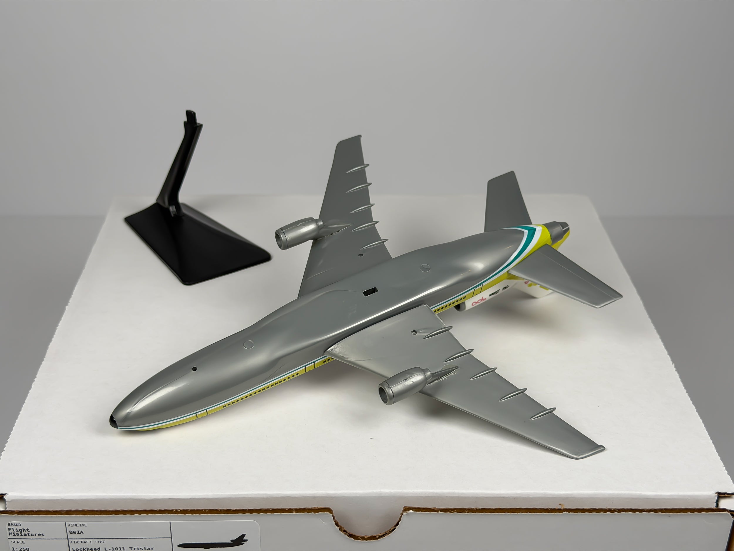 1:250 BWIA Lockheed L-1011 - First Scheme | Flight Miniatures