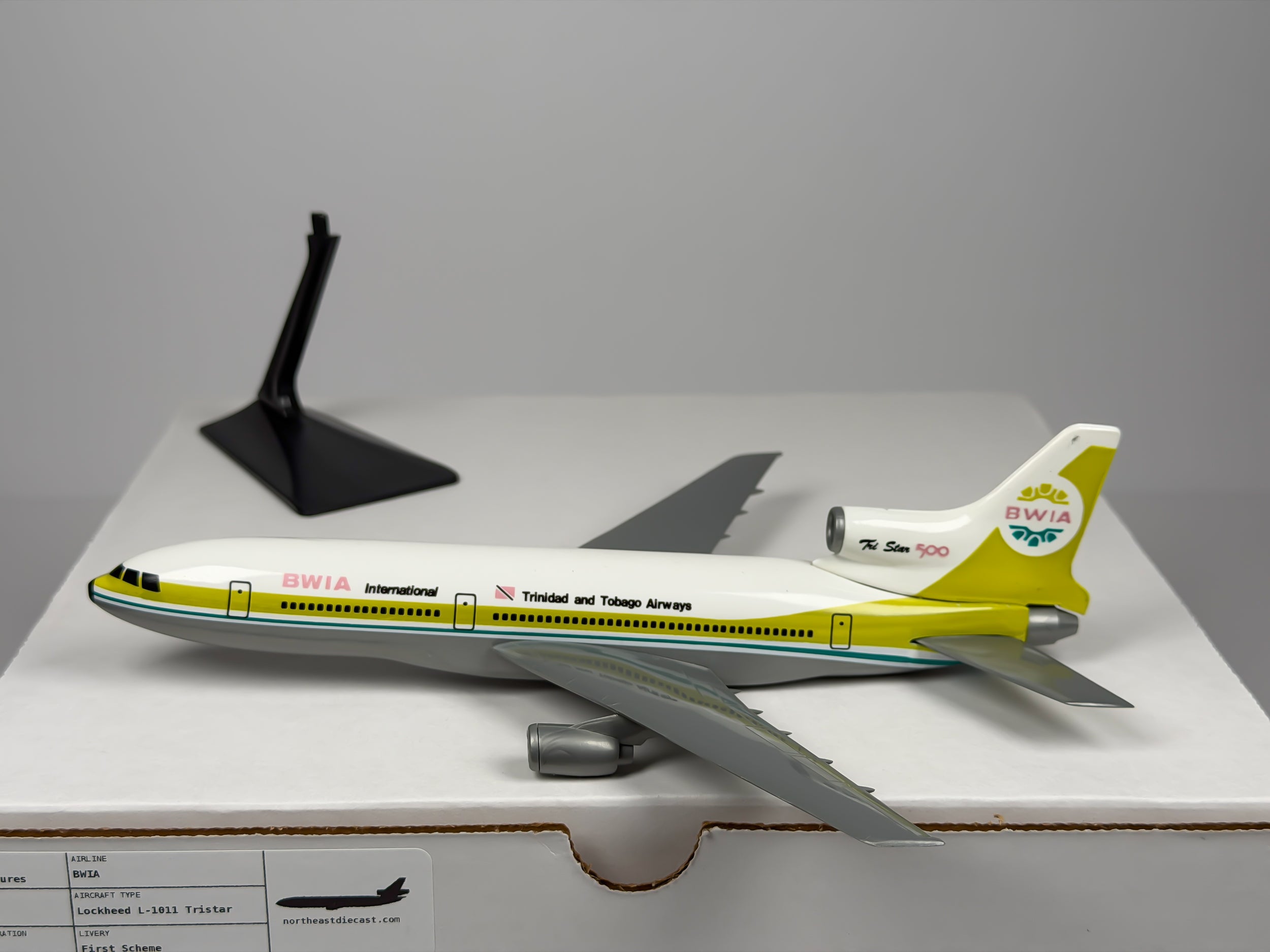 1:250 BWIA Lockheed L-1011 - First Scheme | Flight Miniatures