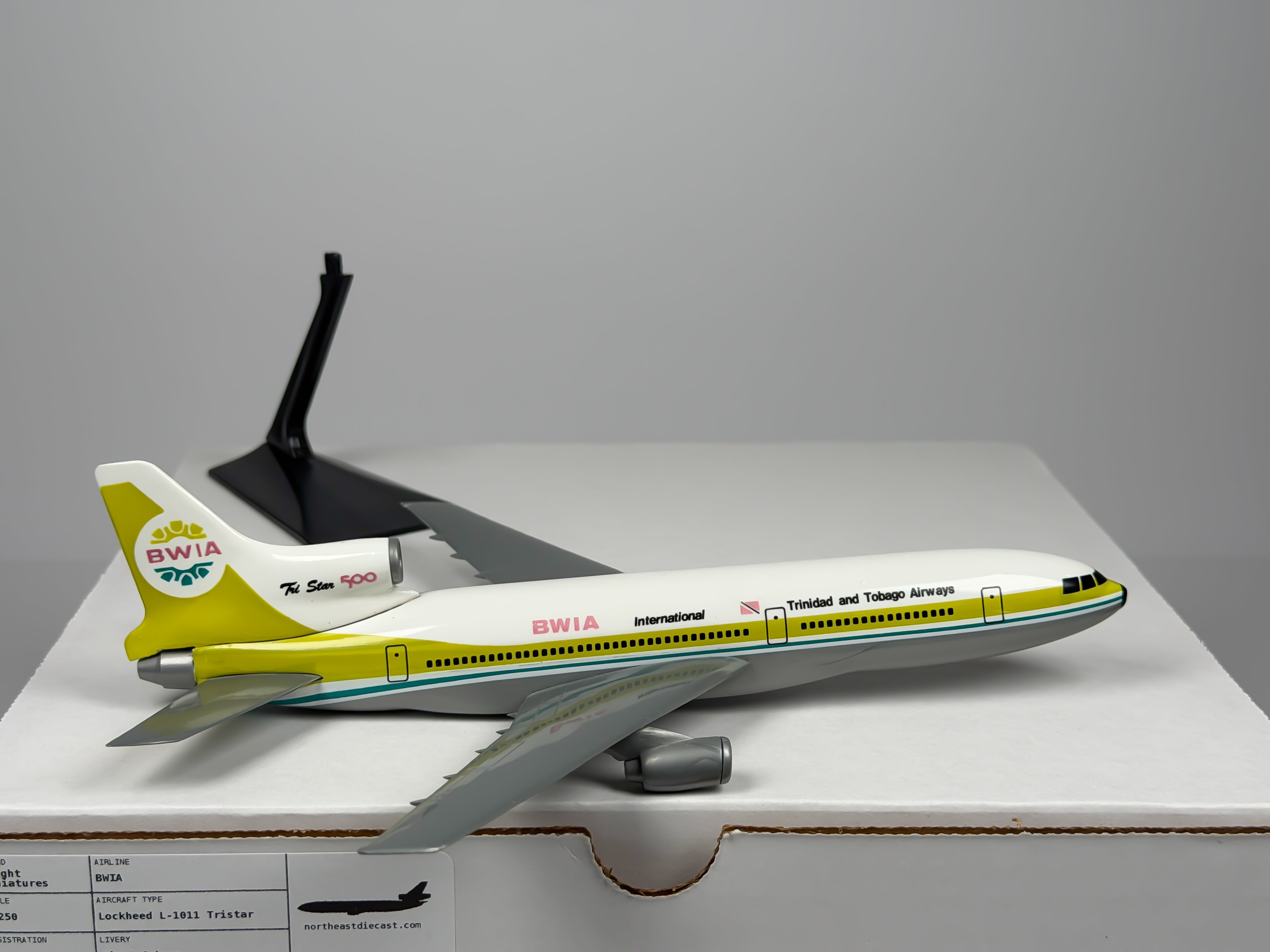 1:250 BWIA Lockheed L-1011 - First Scheme | Flight Miniatures