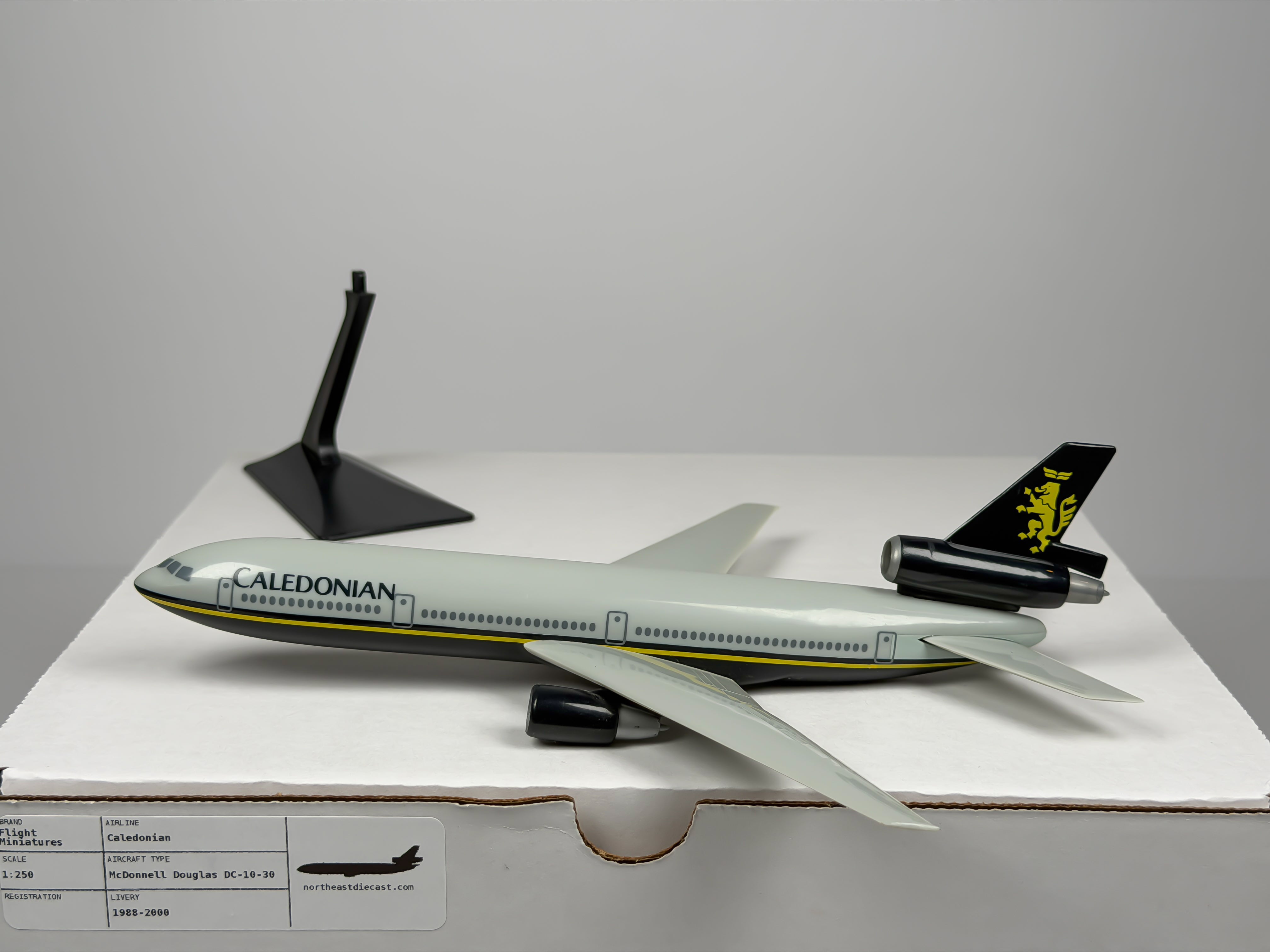 1:250 Caledonian Airways McDonnell Douglas DC-10-30 - 1988-2000 | Flight Miniatures