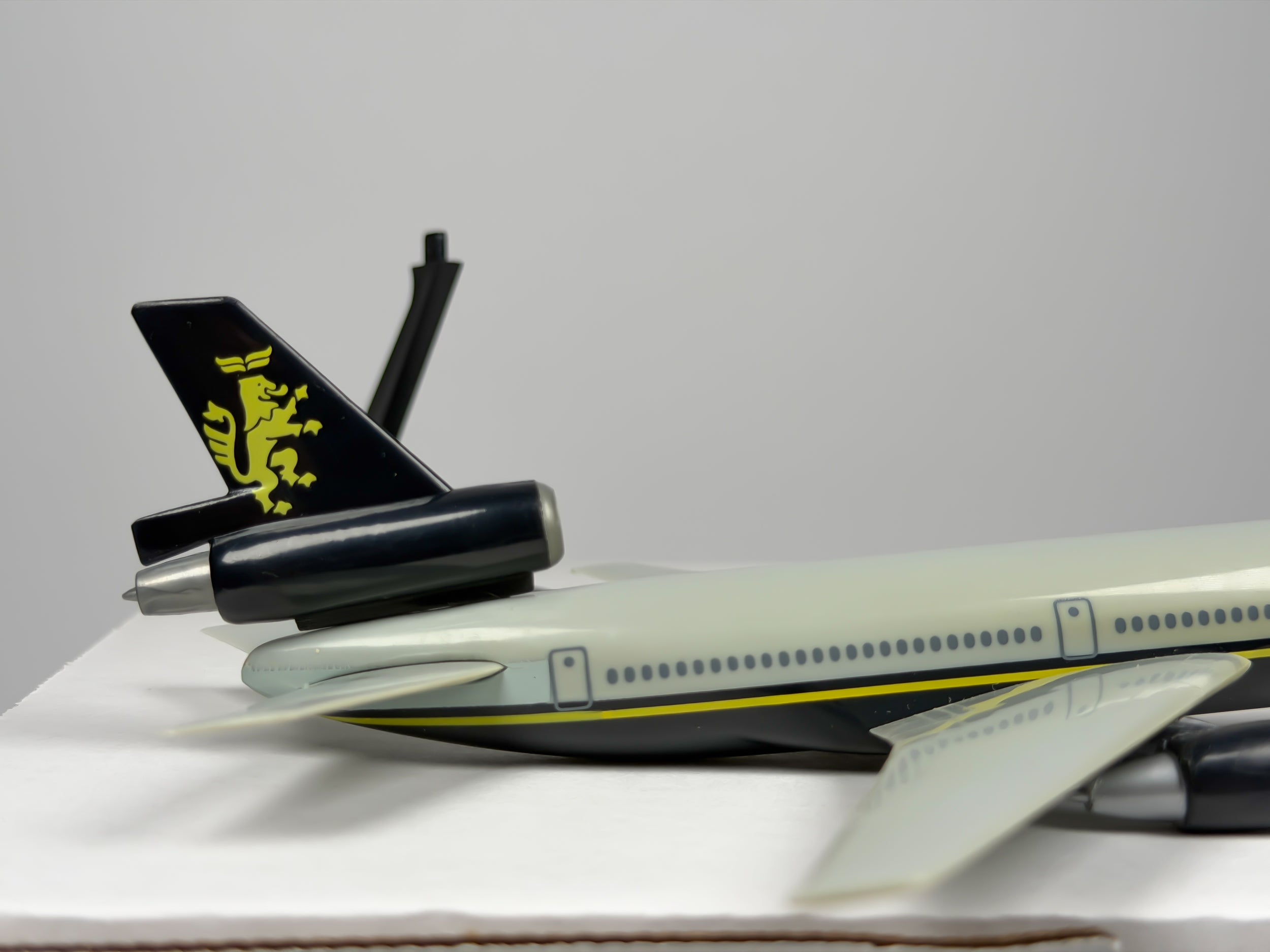 1:250 Caledonian Airways McDonnell Douglas DC-10-30 - 1988-2000 | Flight Miniatures