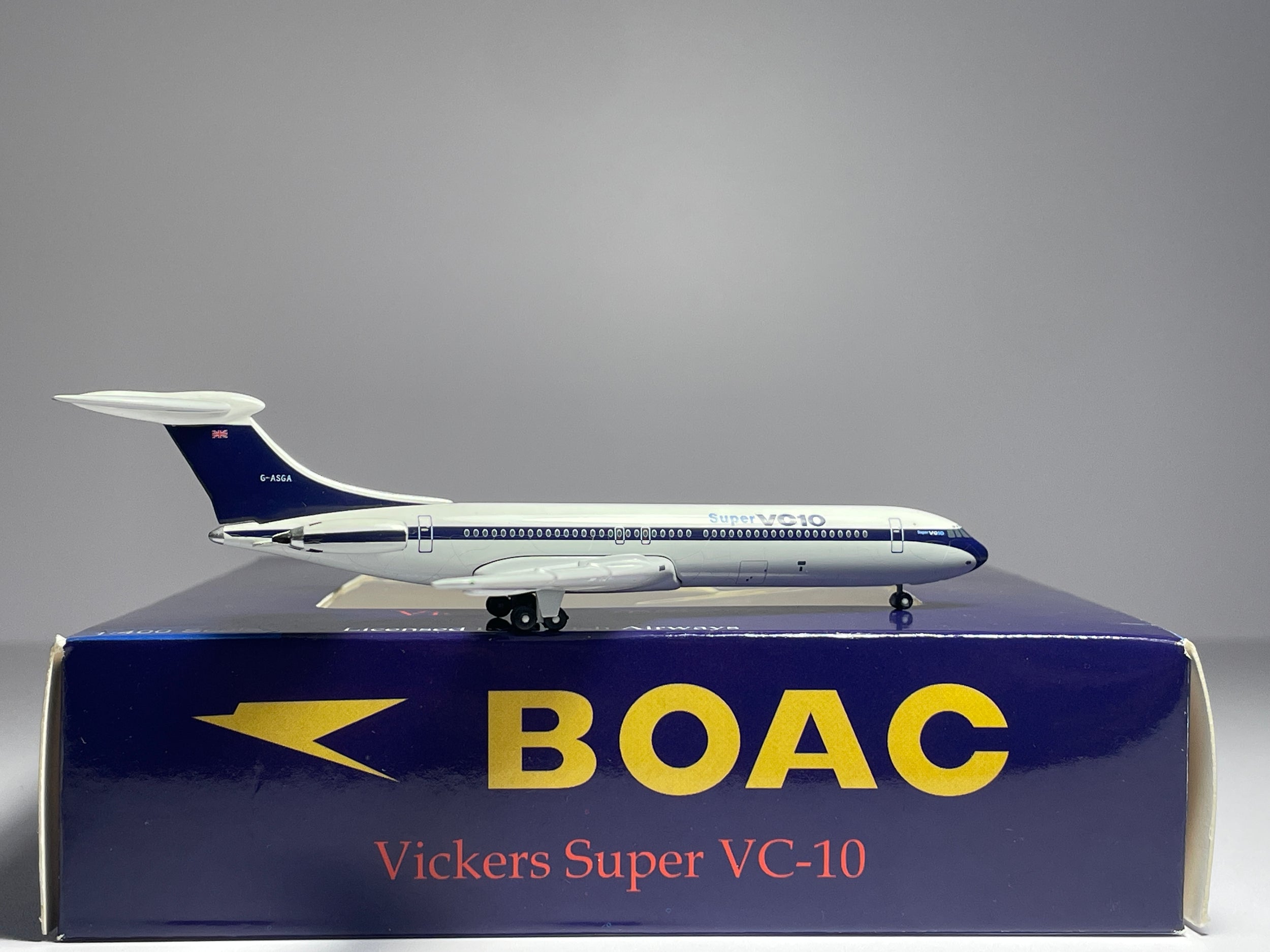 Aeroclassics 1:400 BOAC Vickers Super VC-10 G-ASGA 1970s colors ACGASGA