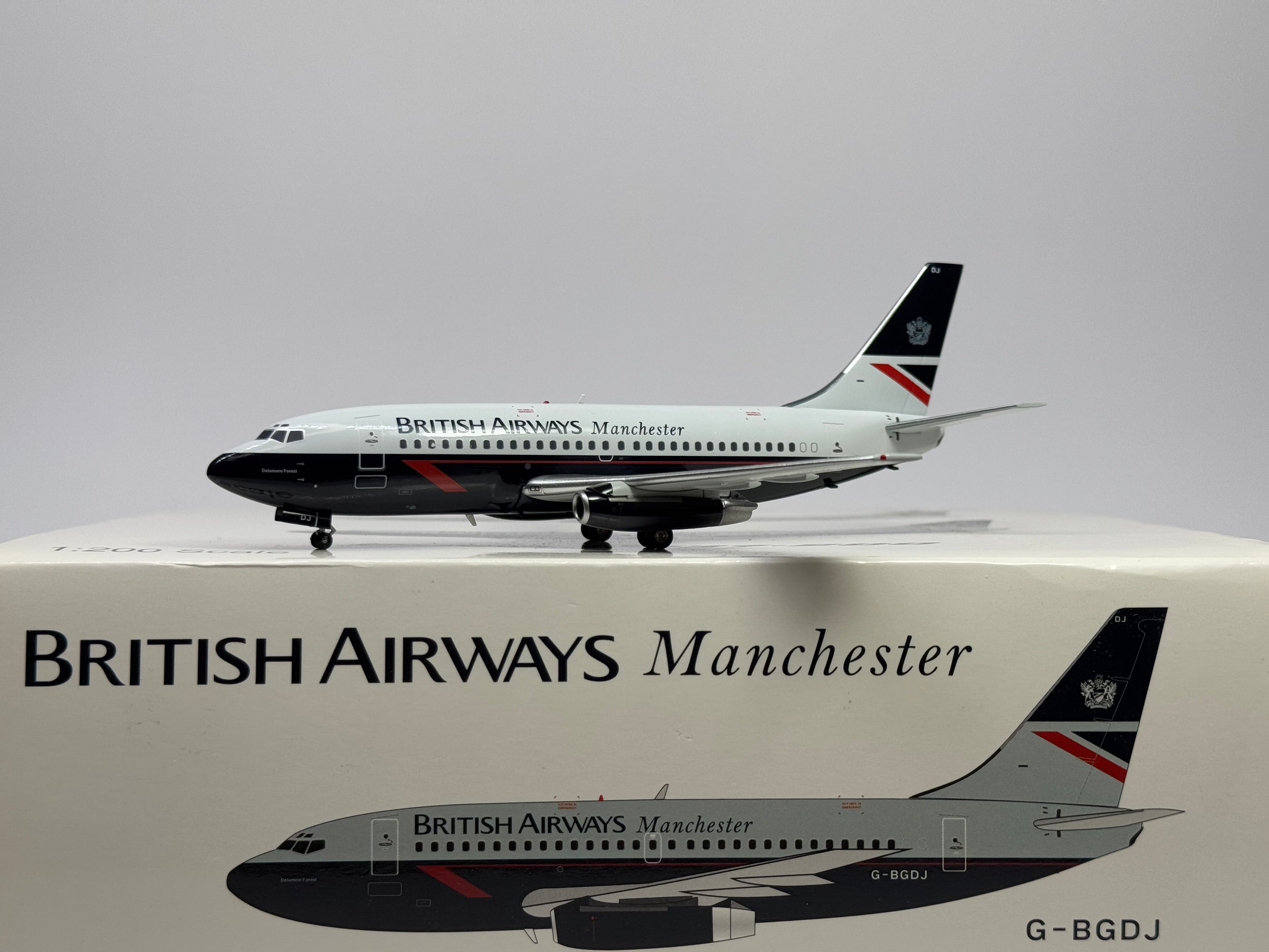 Inflight 1:200 British Airways Boeing 737-200 G-BGDJ Landor Manchester B-732-BA-05