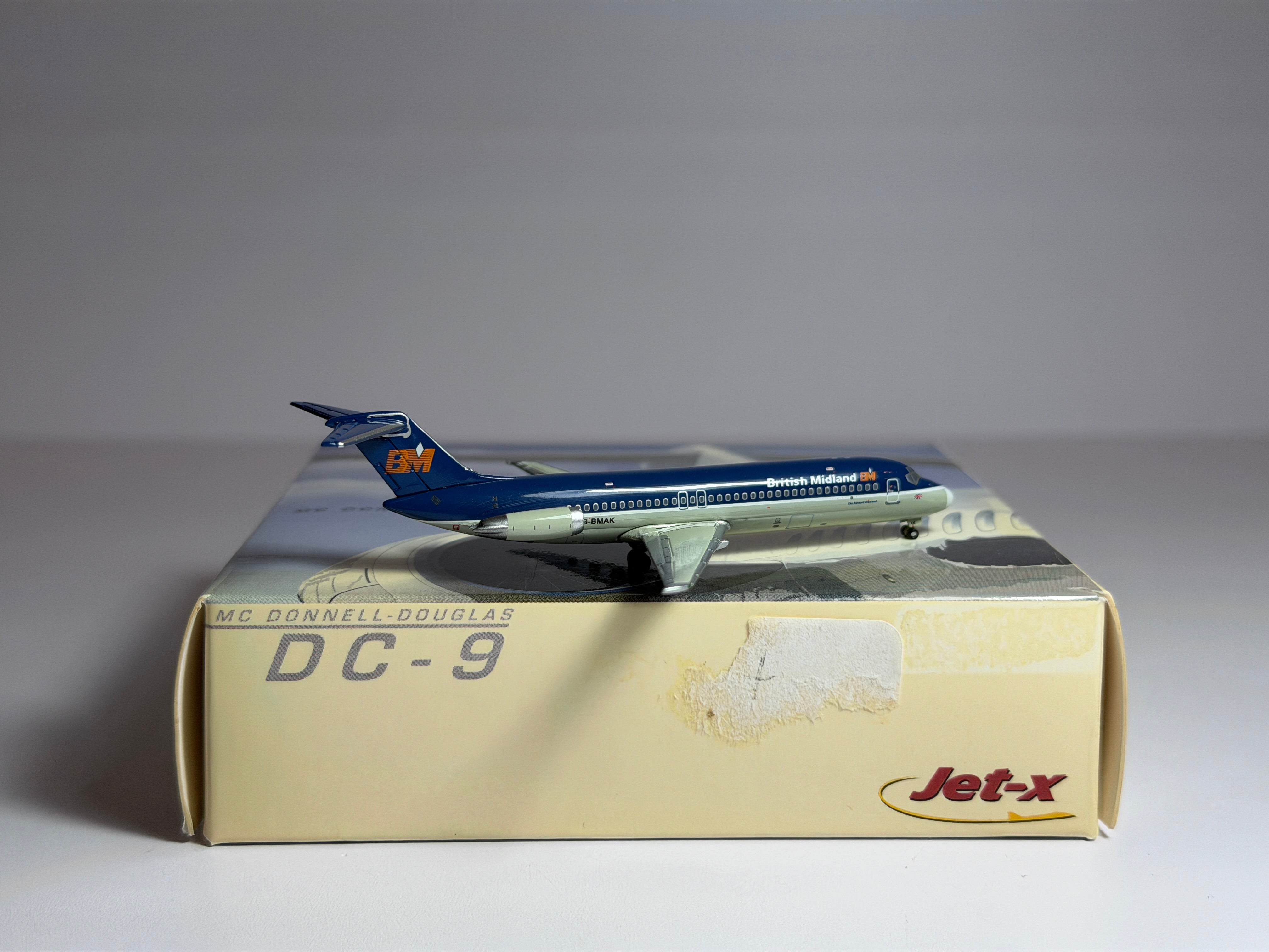 British Midland Douglas DC-9-30 1:400 Jet-X G-BMAK (JX480A)