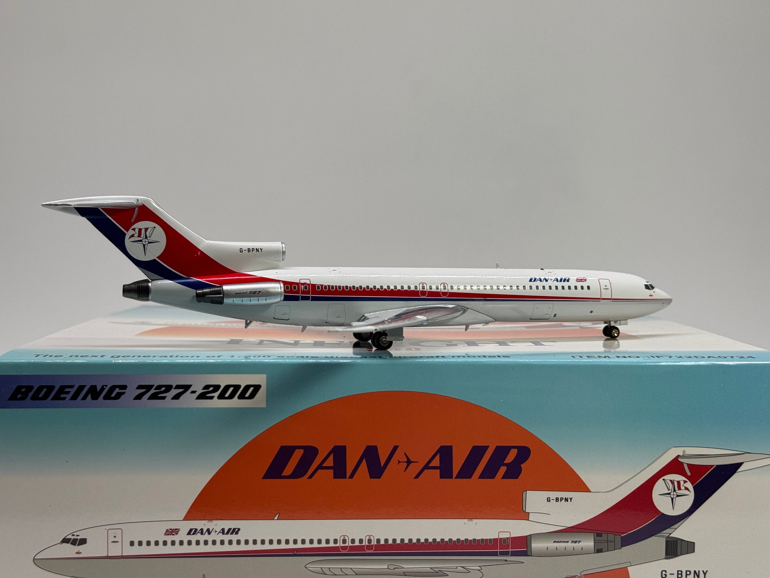 Inflight200 Dan-Air London Boeing 727-200 G-BPNY IF722DA0724