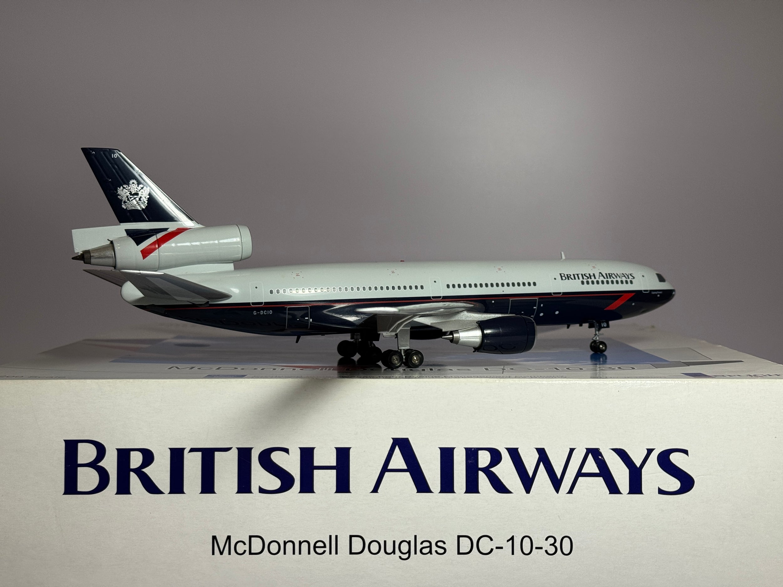 Inflight200 British Airways McDonnell Douglas DC-10-30 G-DCIO Landor scheme IF103001