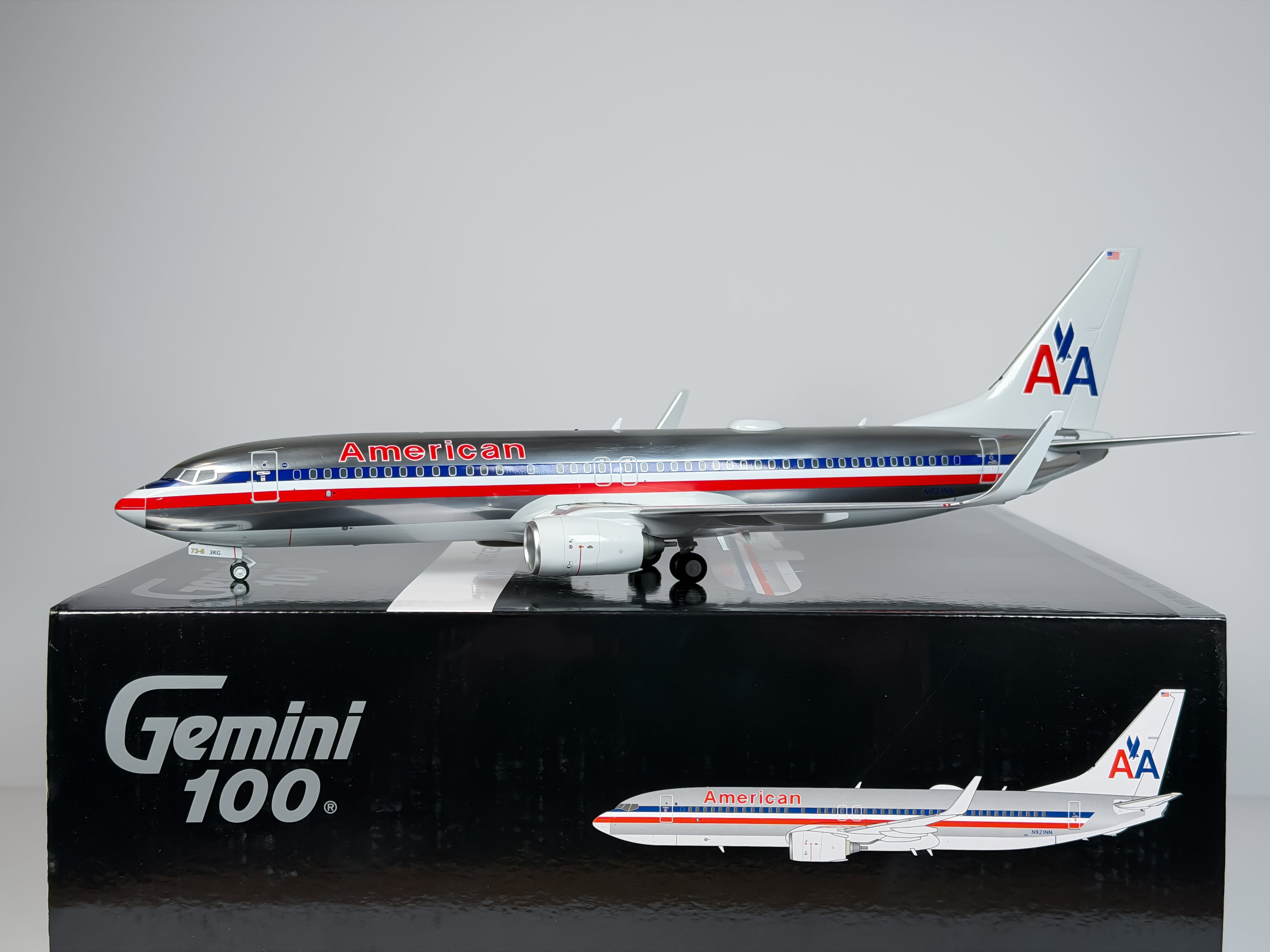 American Airlines Boeing 737-800 1:100 Gemini Jets N921NN (G1AAL001)
