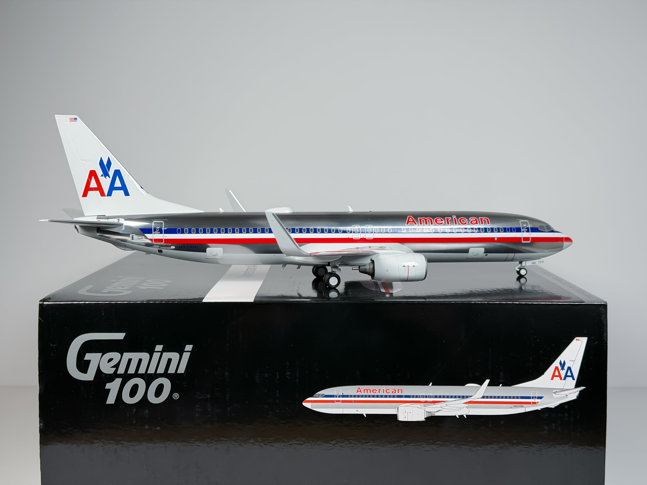 American Airlines Boeing 737-800 1:100 Gemini Jets N921NN (G1AAL001)