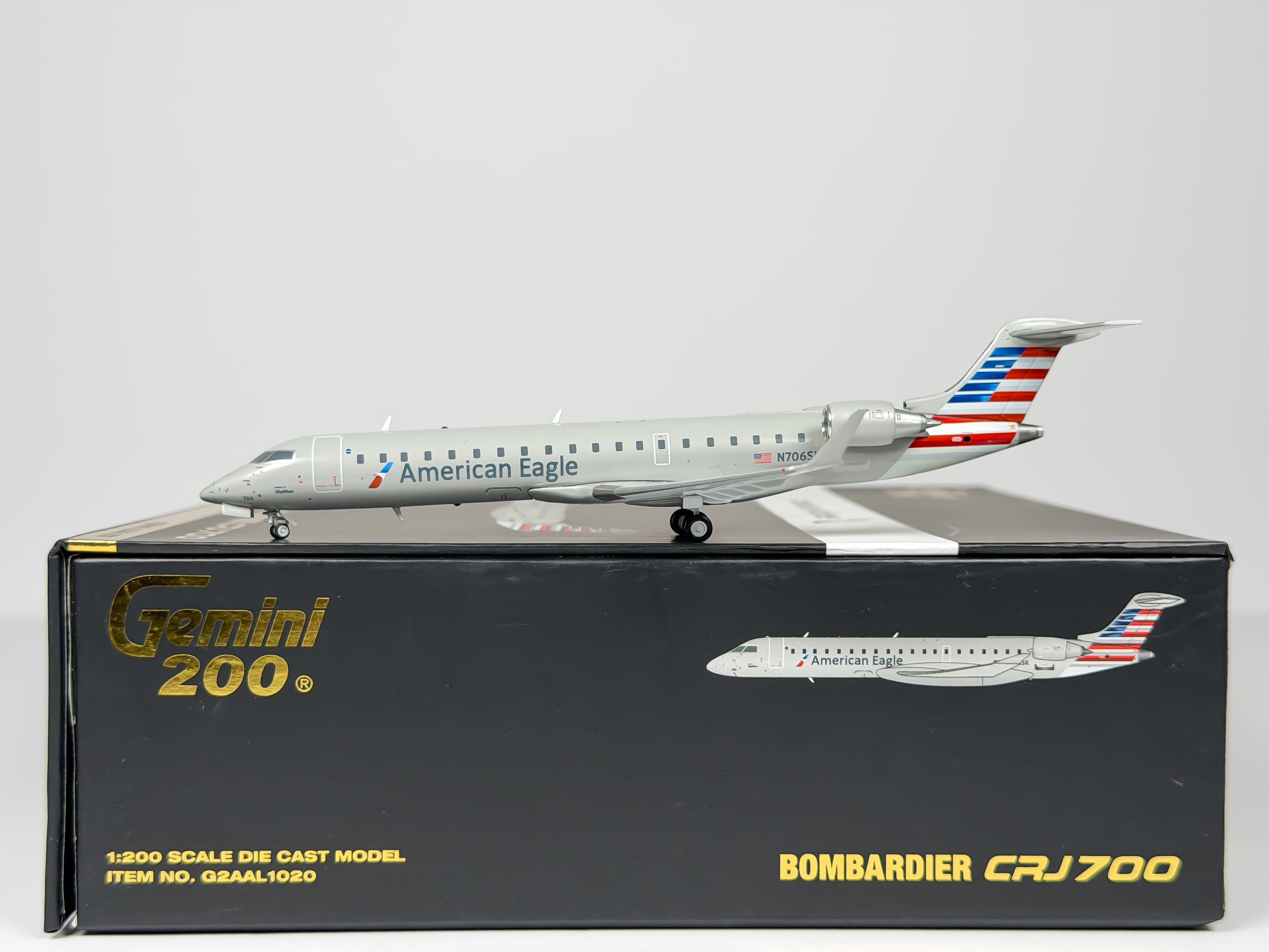American Eagle Bombardier CRJ700 1:200 Gemini Jets N706SK (G2AAL1020)