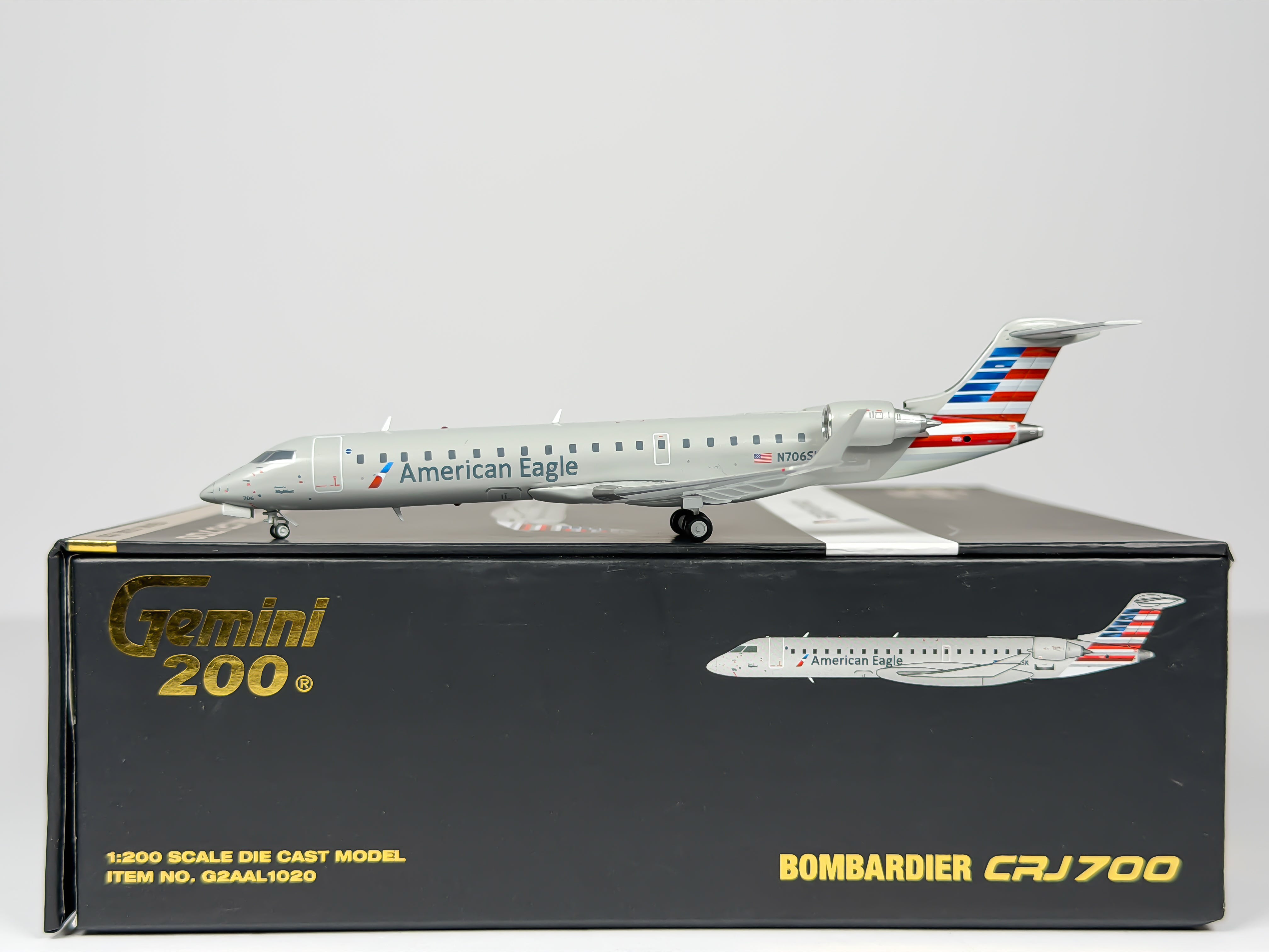 American Eagle Bombardier CRJ700 1:200 Gemini Jets N706SK (G2AAL1020)