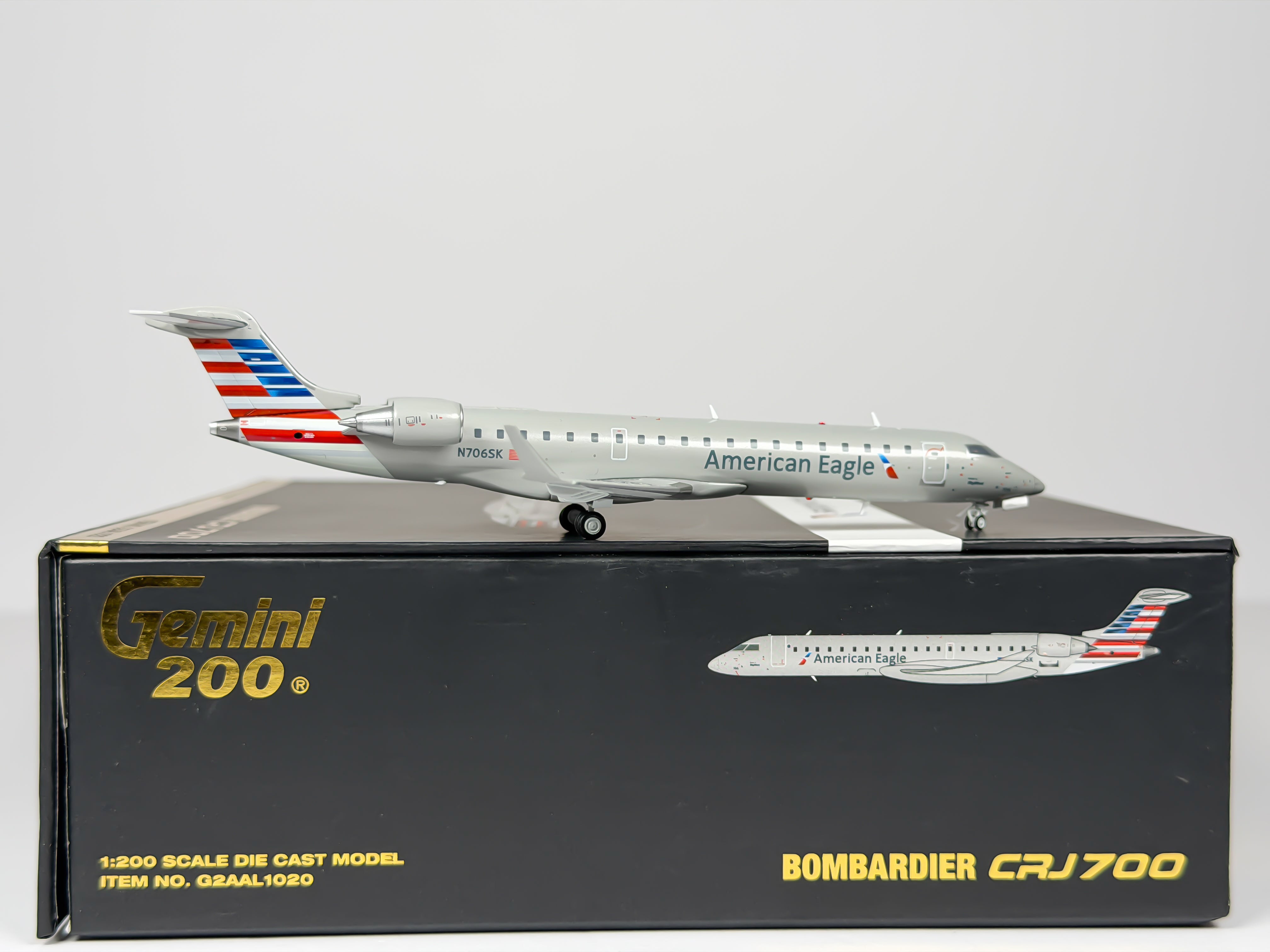 American Eagle Bombardier CRJ700 1:200 Gemini Jets N706SK (G2AAL1020)