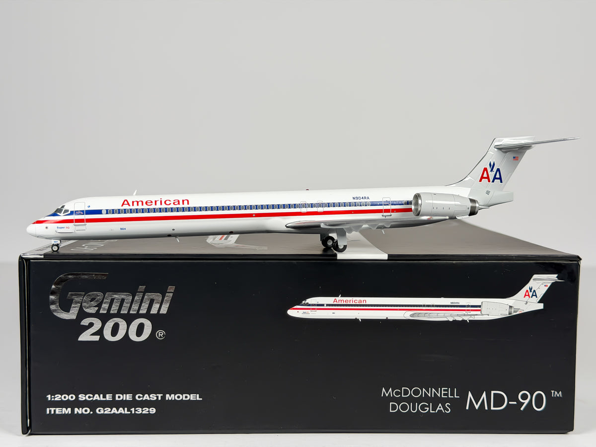 American Airlines McDonnell Douglas MD-90 1:200 Gemini Jets N904RA (G2AAL1329)