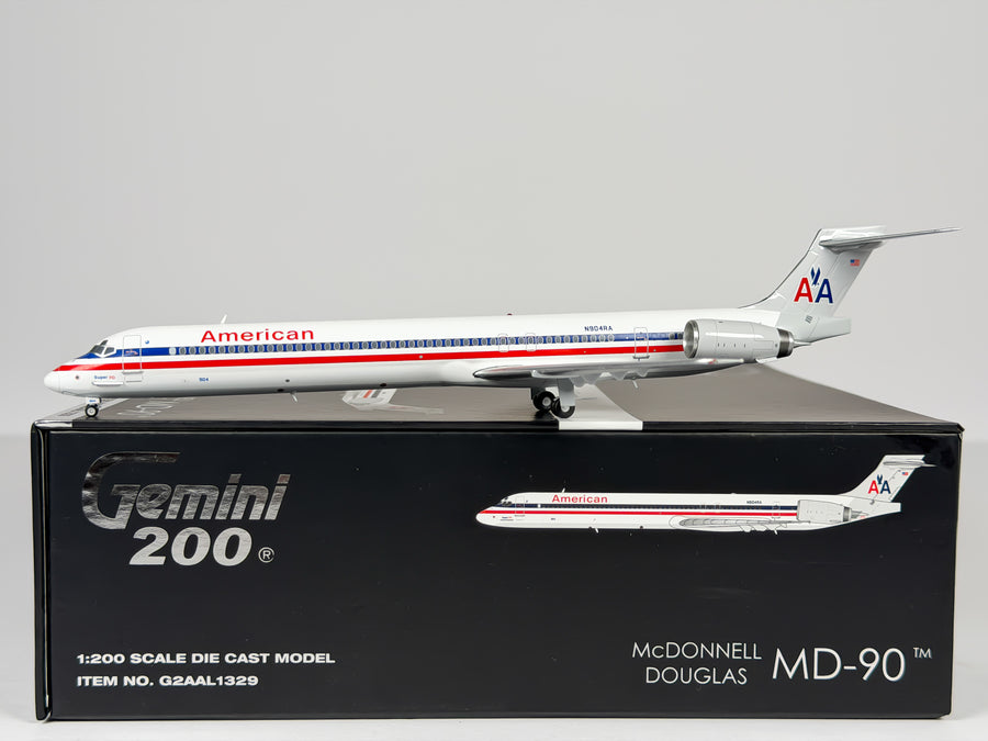 American Airlines McDonnell Douglas MD-90 1:200 Gemini Jets N904RA (G2AAL1329)