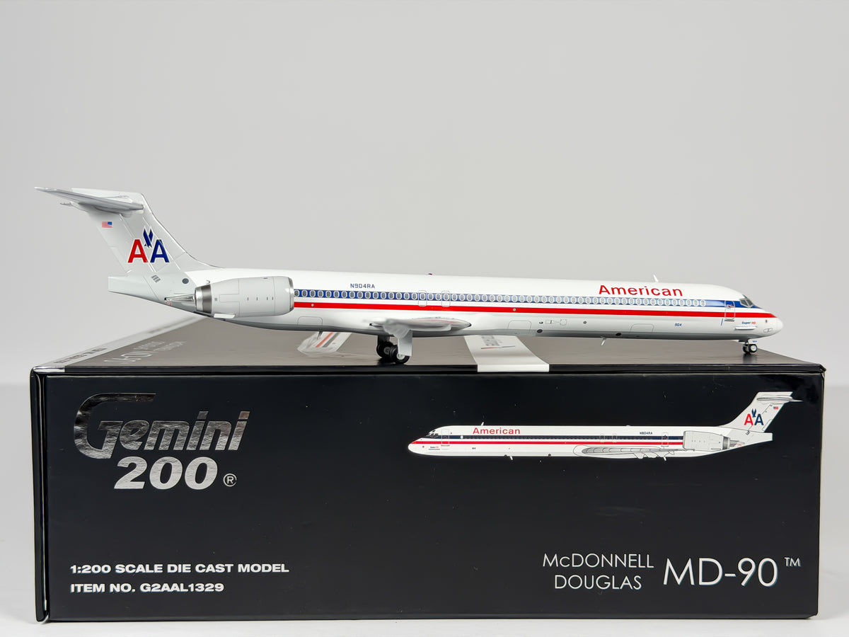 American Airlines McDonnell Douglas MD-90 1:200 Gemini Jets N904RA (G2AAL1329)