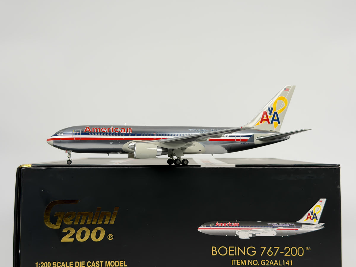 American Airlines Boeing 767-200 1:200 Gemini Jets N320AA (G2AAL141)