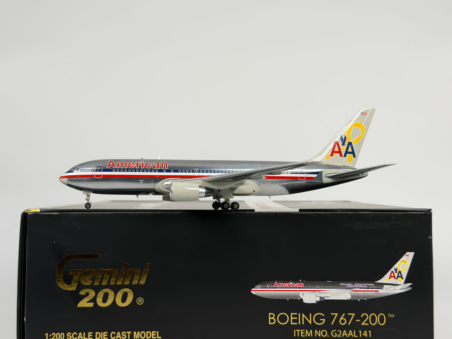American Airlines Boeing 767-200 1:200 Gemini Jets N320AA (G2AAL141)