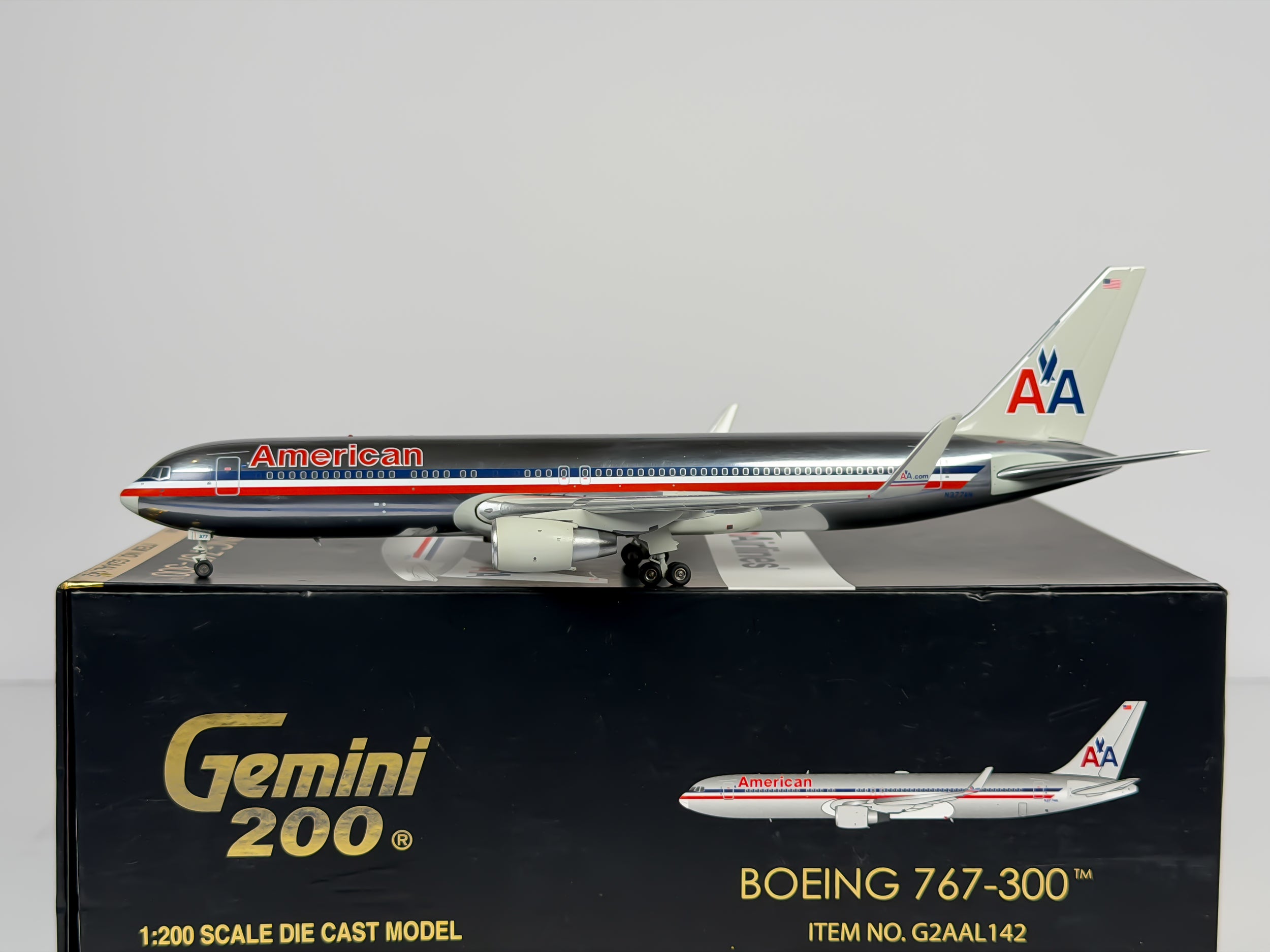 American Airlines Boeing 767-300 1:200 Gemini Jets N377AN (G2AAL142)