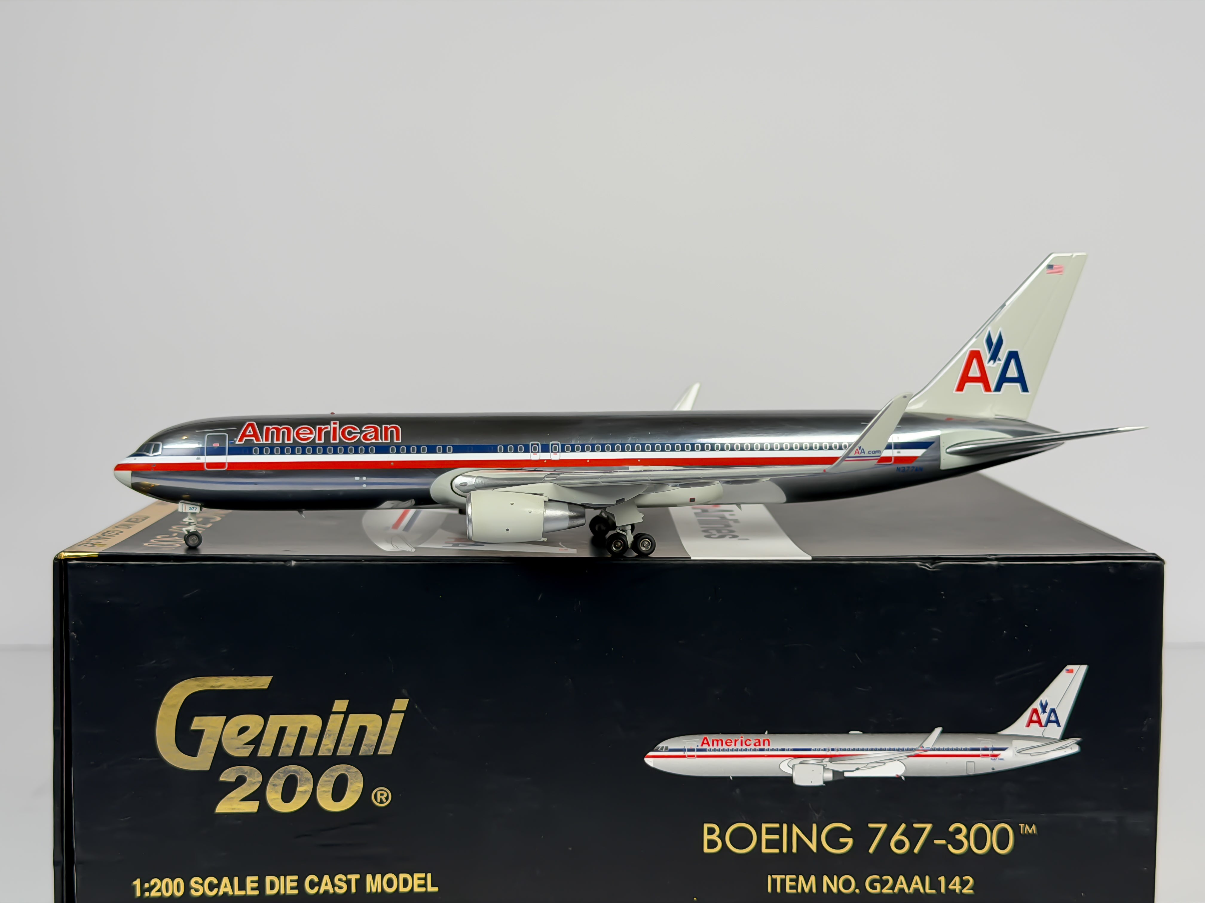 American Airlines Boeing 767-300 1:200 Gemini Jets N377AN (G2AAL142)