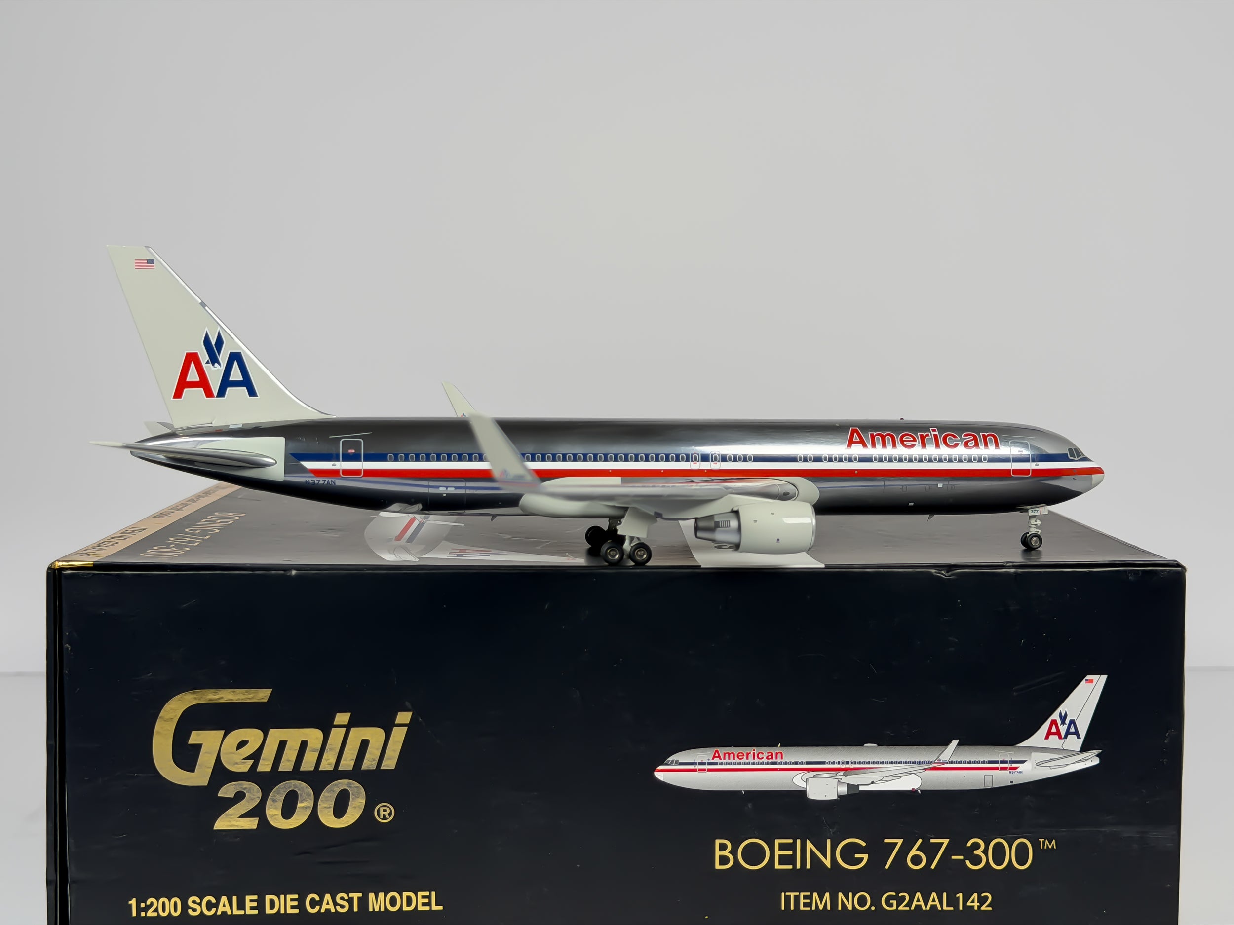 American Airlines Boeing 767-300 1:200 Gemini Jets N377AN (G2AAL142)