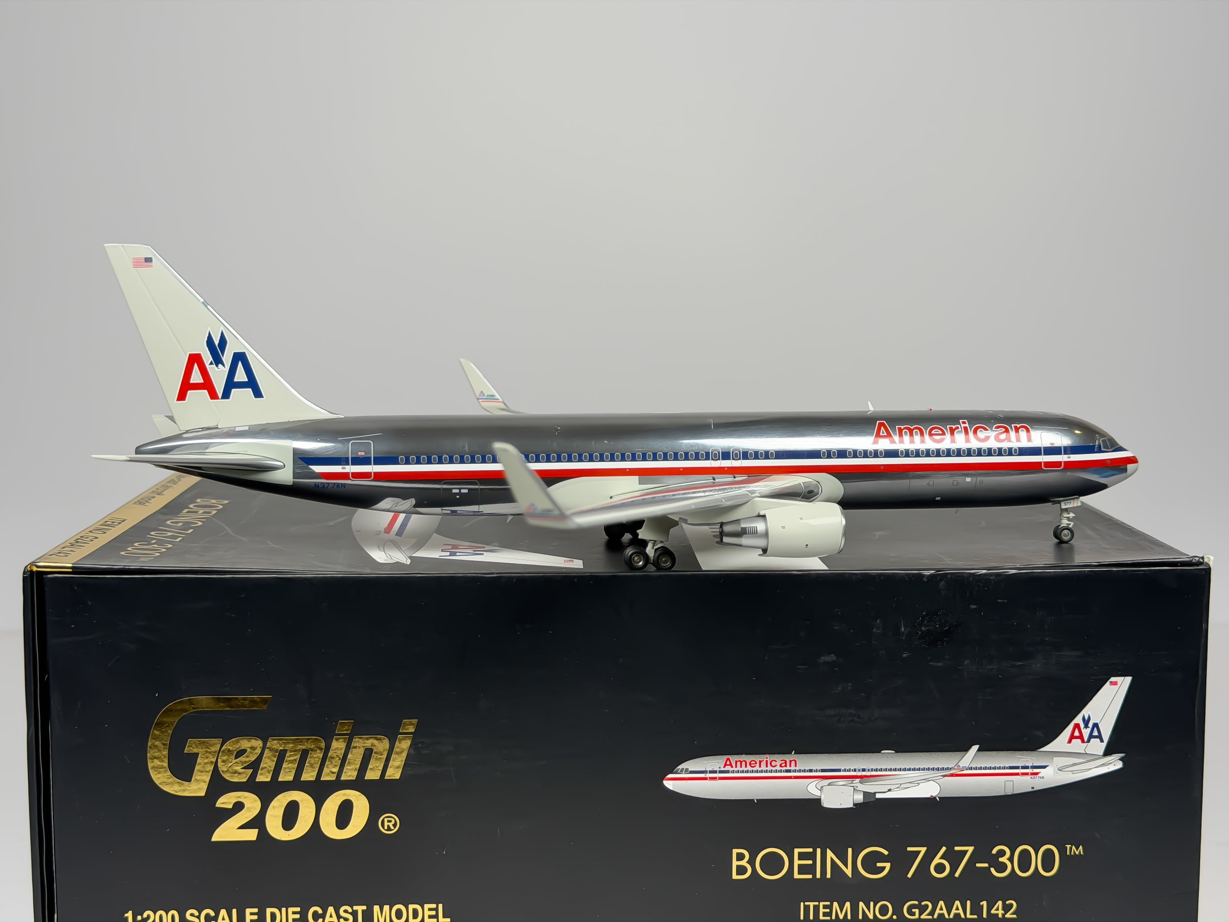 American Airlines Boeing 767-300 1:200 Gemini Jets N377AN (G2AAL142)