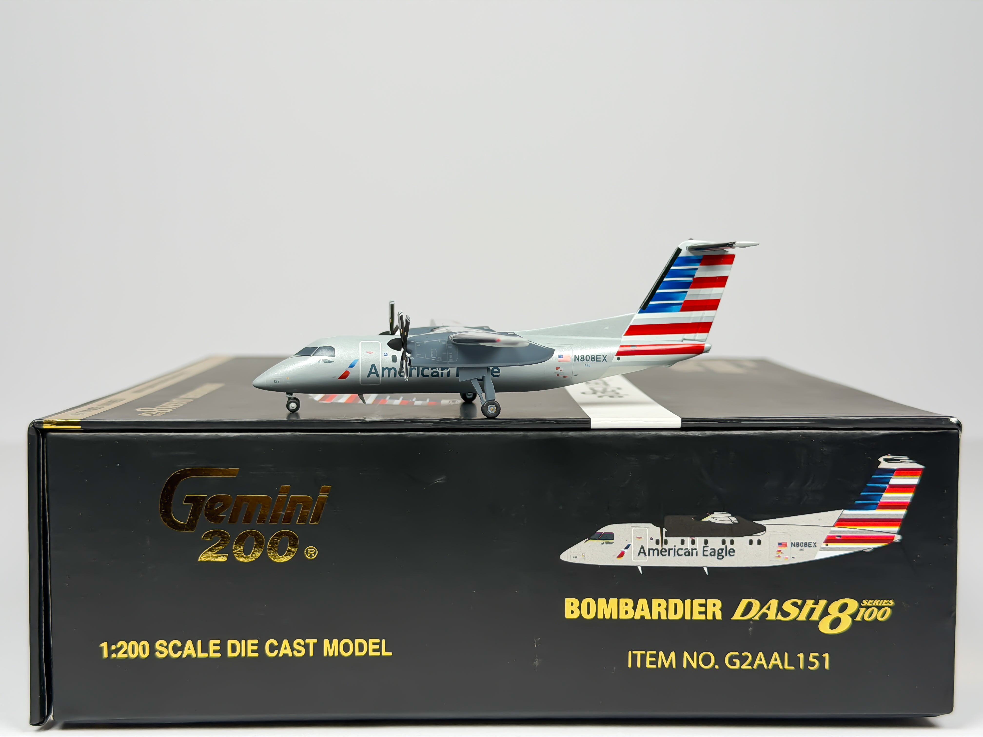 American Eagle De Havilland Q300 1:200 Gemini Jets N808EX (G2AAL151)