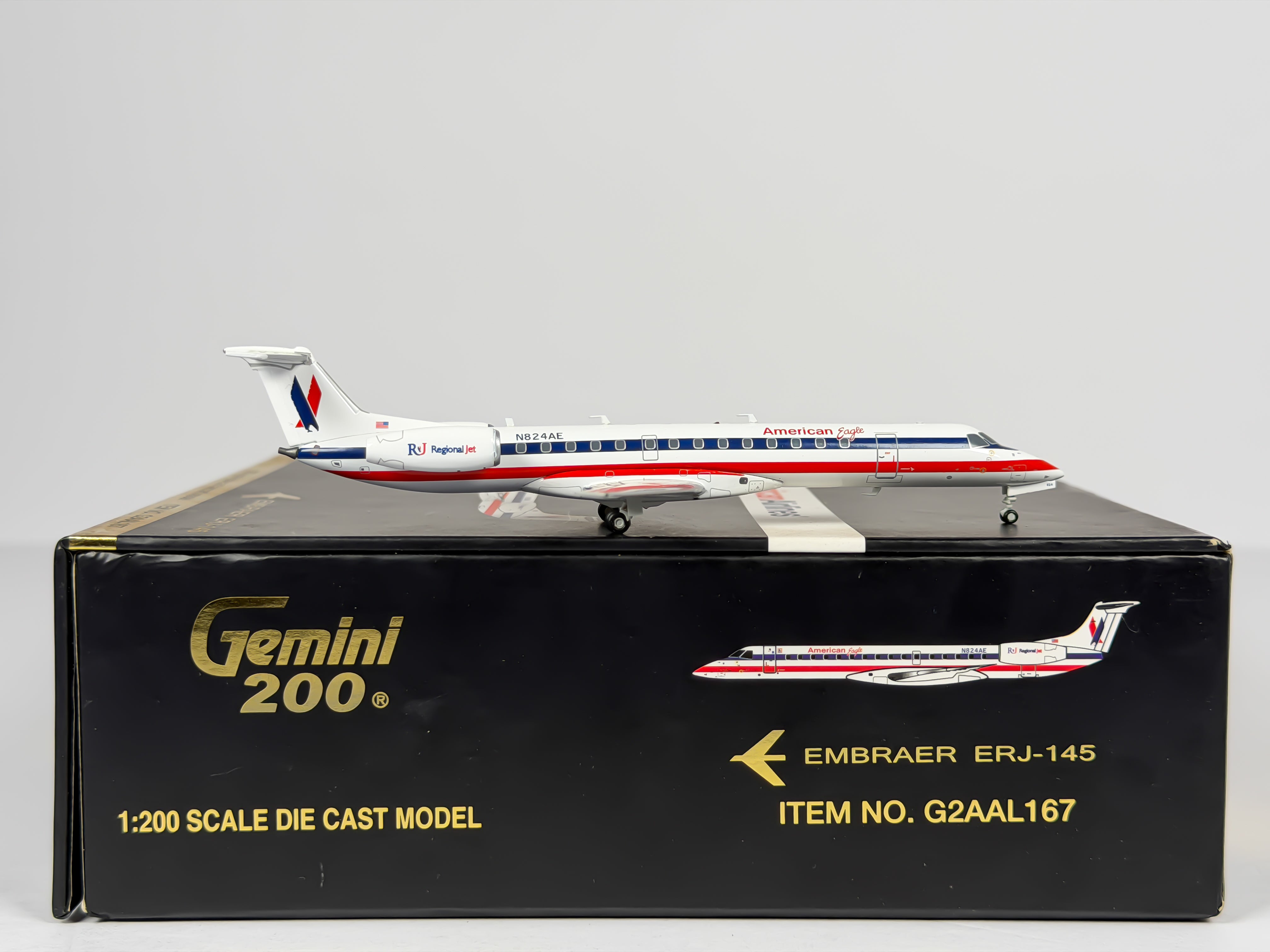 American Eagle Embraer E145 1:200 Gemini Jets N824AE (G2AAL167)