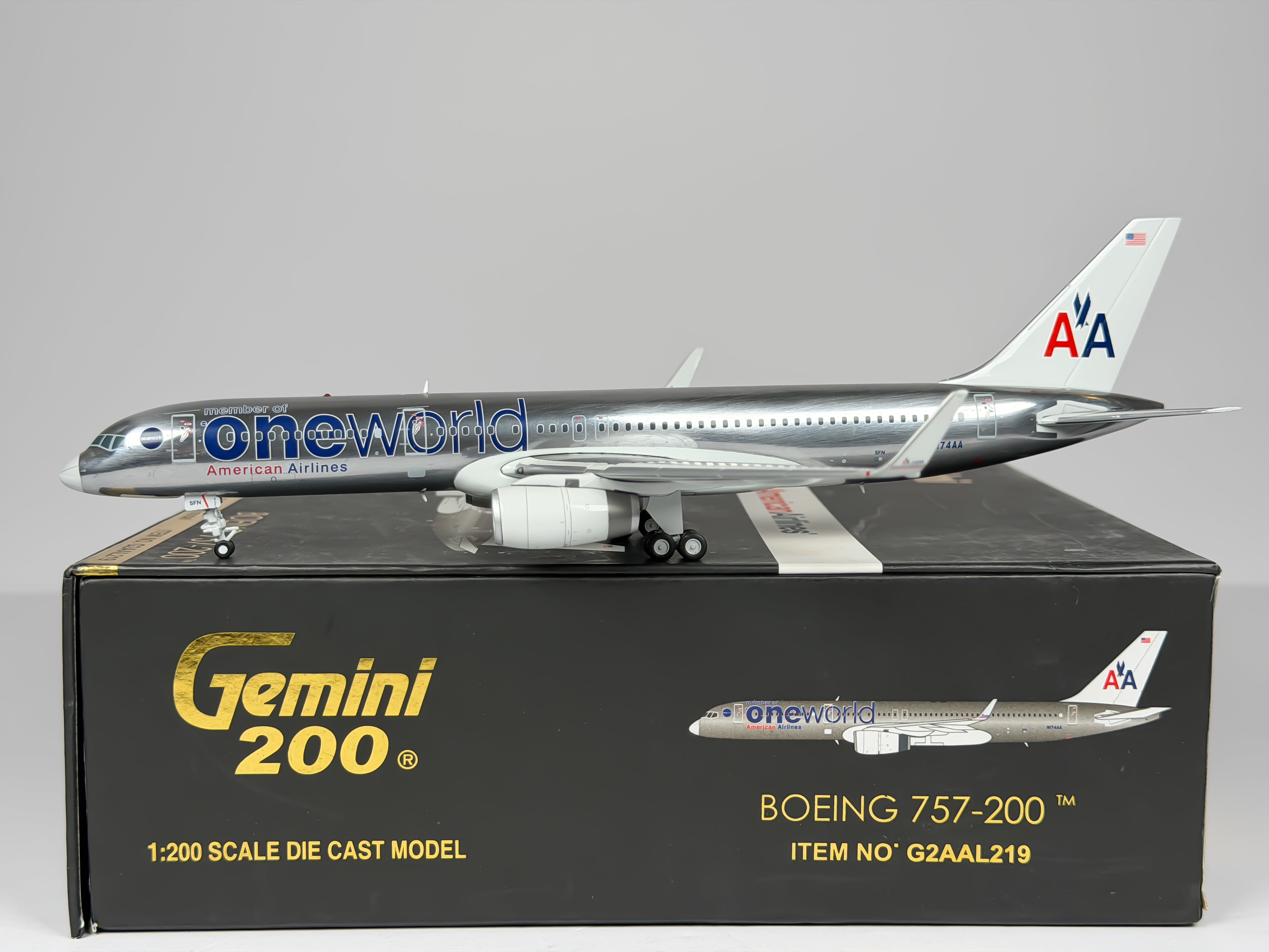 American Airlines Boeing 757-200 1:200 Gemini Jets N174AA (G2AAL219)