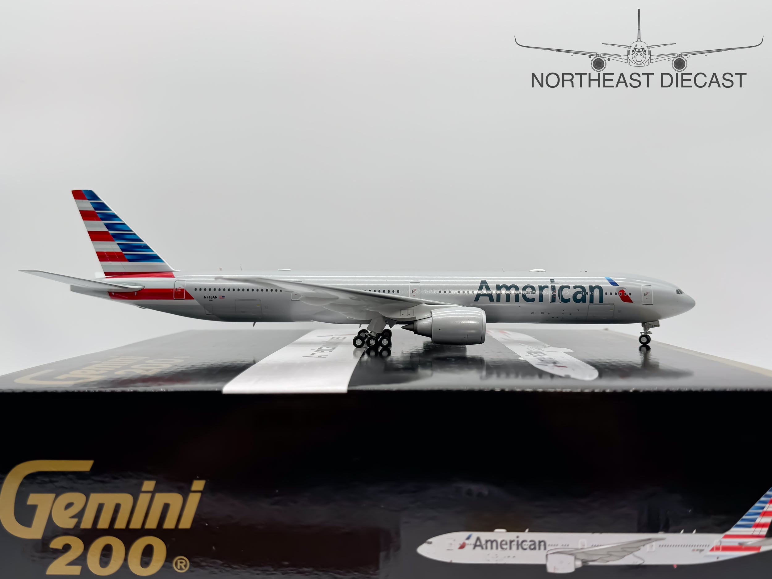 American Airlines Boeing 777-300ER 1:200 Gemini Jets N718AN (G2AAL415)
