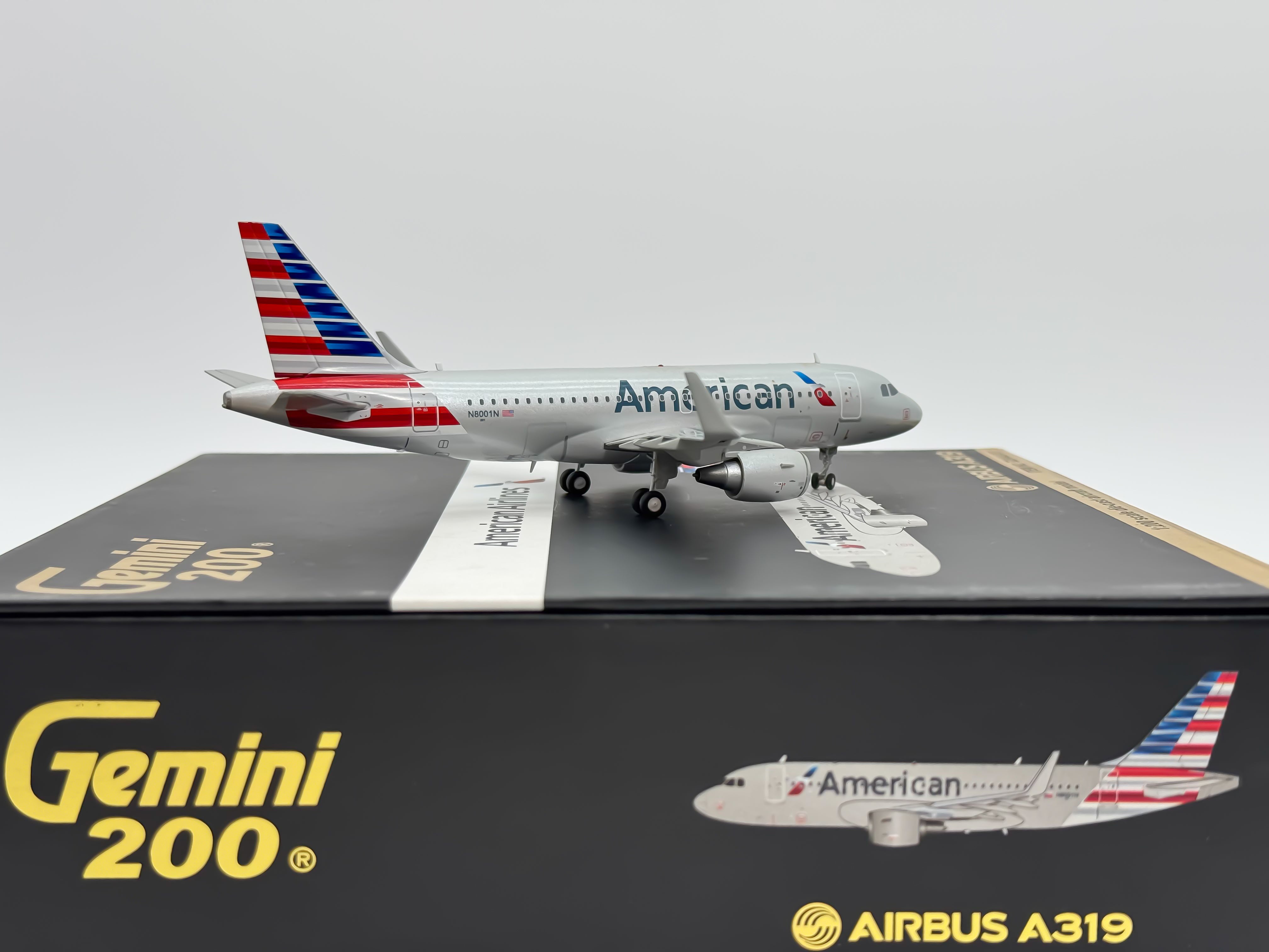 American Airlines Airbus A319 1:200 Gemini Jets N8001N (G2AAL417)