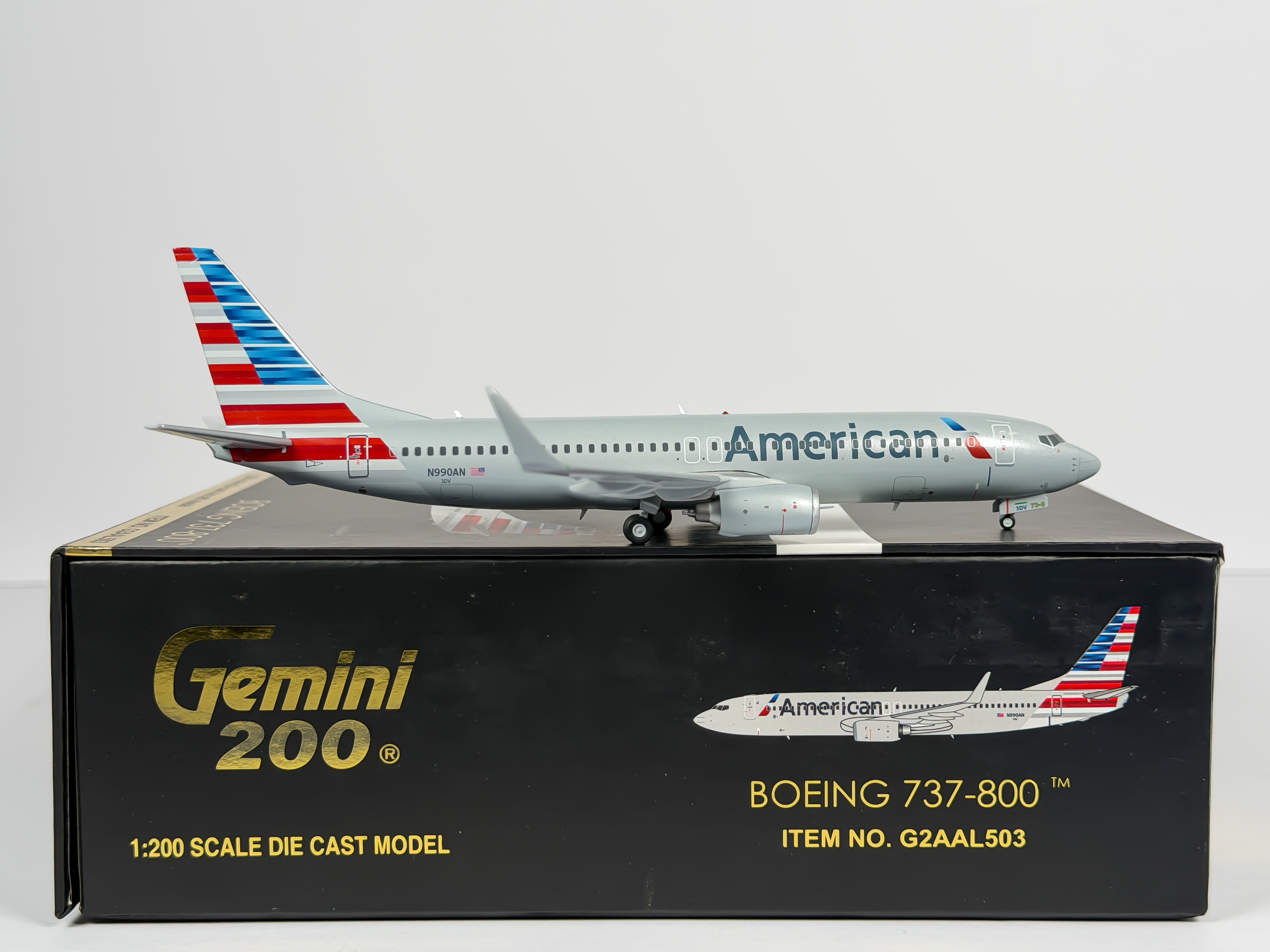 American Airlines Boeing 737-800 1:200 Gemini Jets N990AN (G2AAL503)