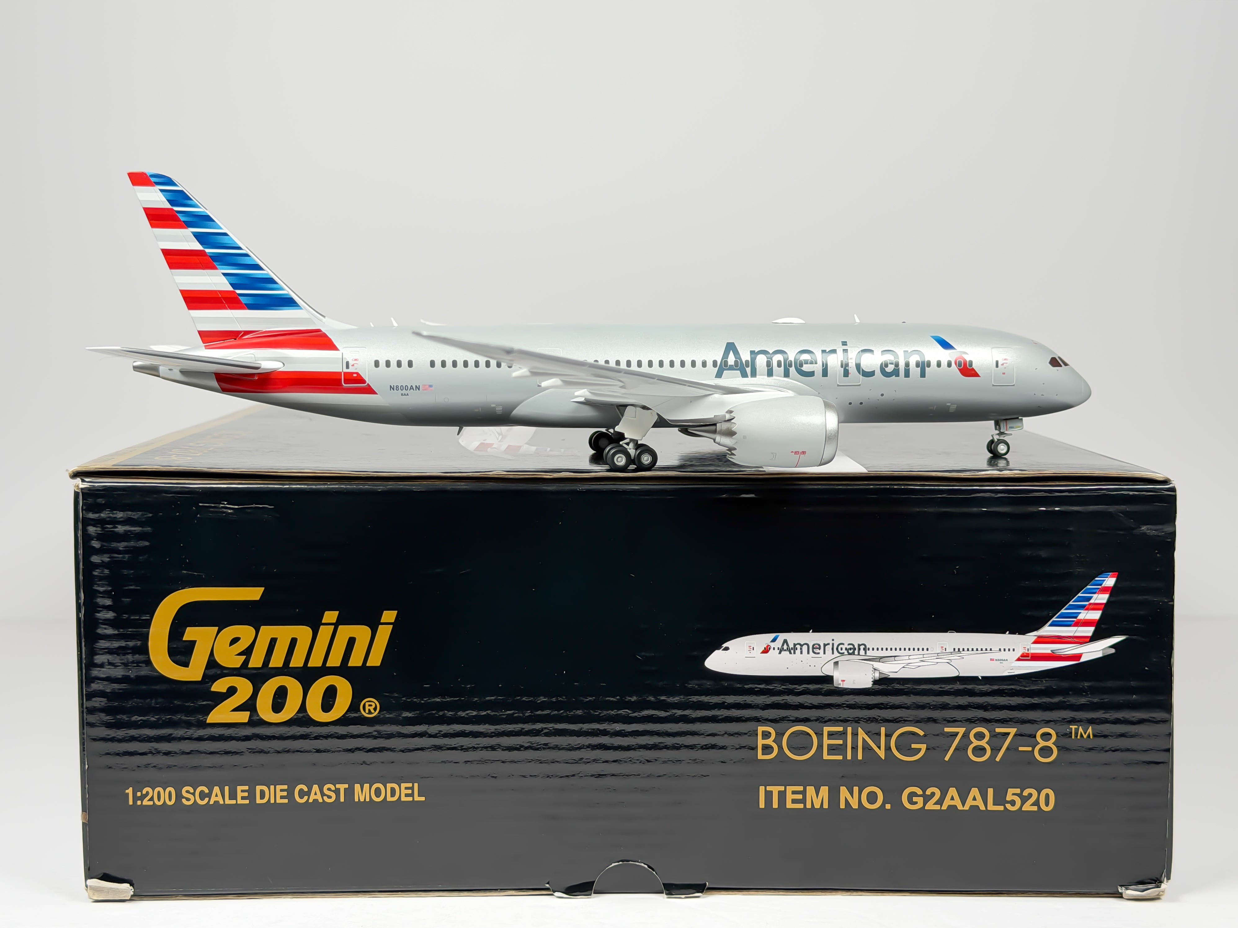 American Airlines Boeing 787-8 1:200 Gemini Jets N800AN (G2AAL520)