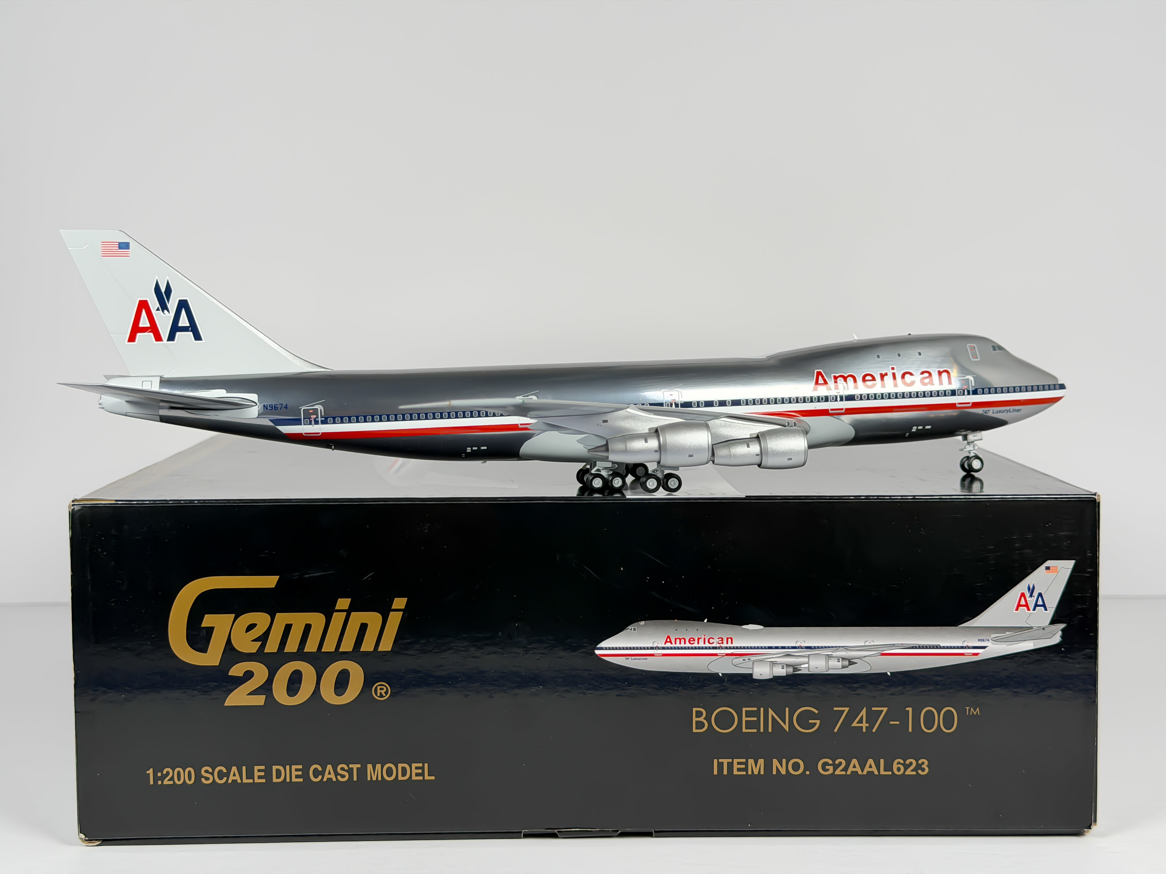 American Airlines Boeing 747-100 1:200 Gemini Jets N9674 (G2AAL623)