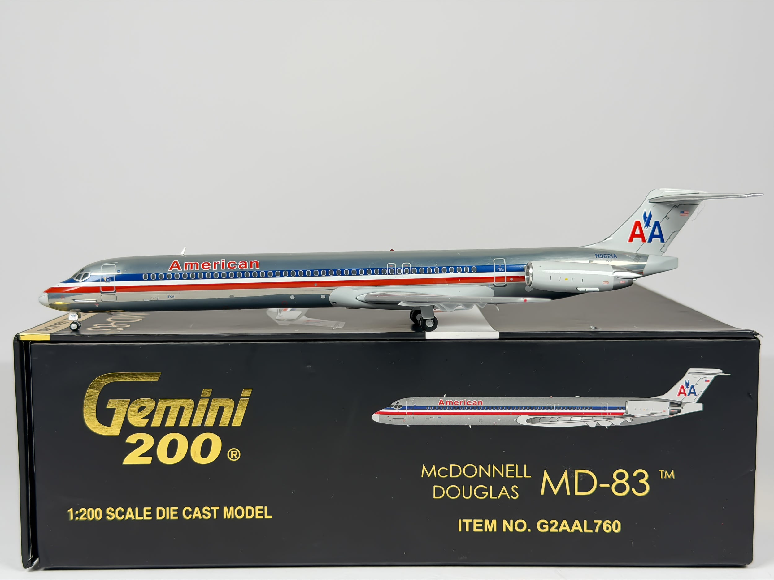 American Airlines McDonnell Douglas MD-83 1:200 Gemini Jets N9621A (G2AAL760)