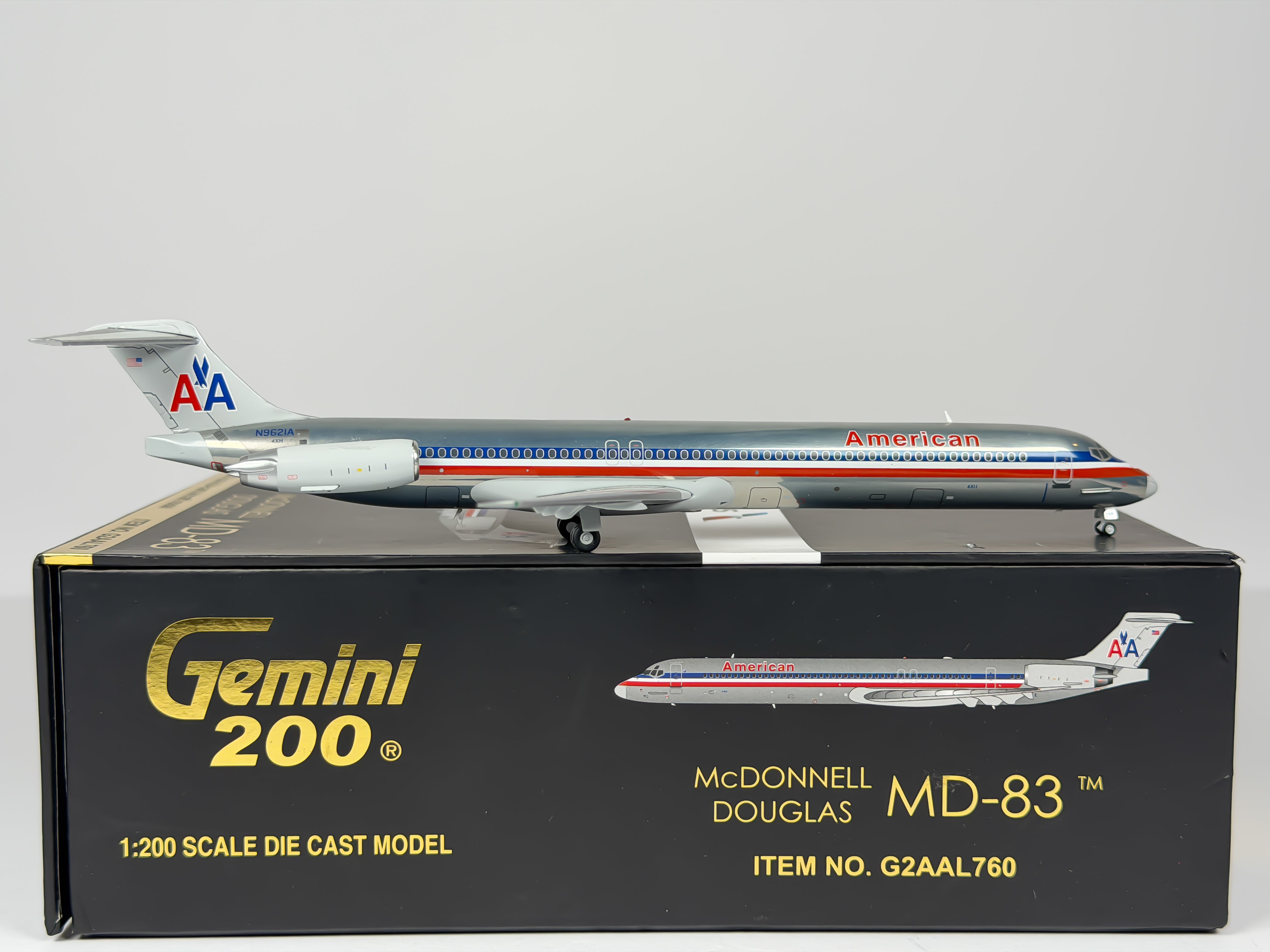 American Airlines McDonnell Douglas MD-83 1:200 Gemini Jets N9621A (G2AAL760)