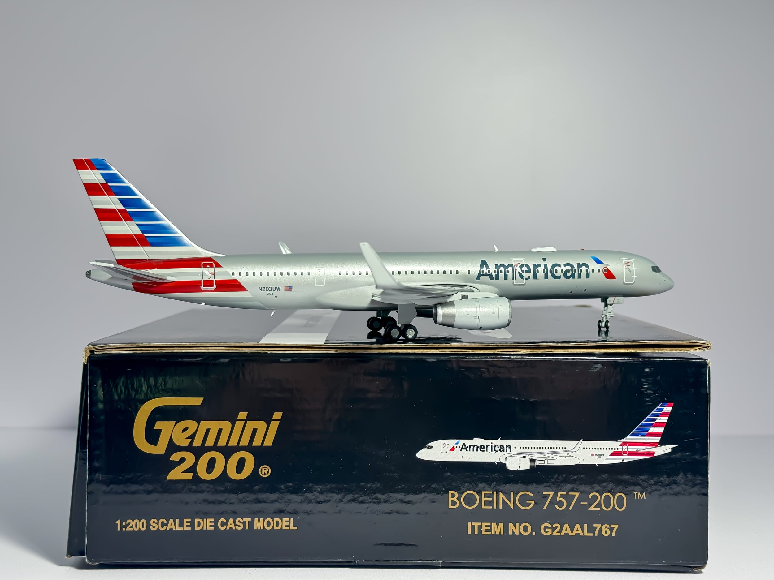 American Airlines Boeing 757-200 1:200 Gemini Jets N203UW (G2AAL767)