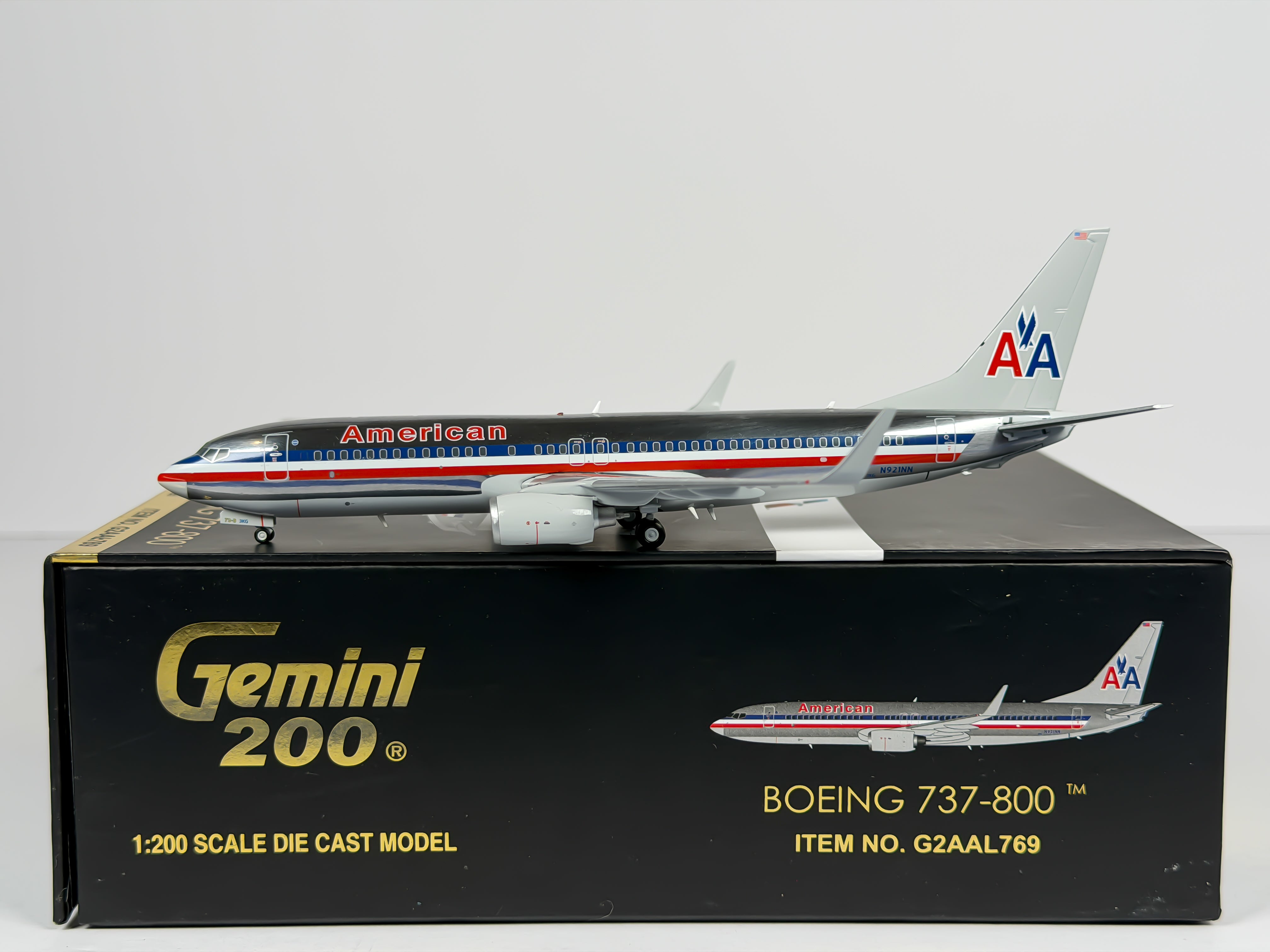 American Airlines Boeing 737-800 1:200 Gemini Jets N921NN (G2AAL769)