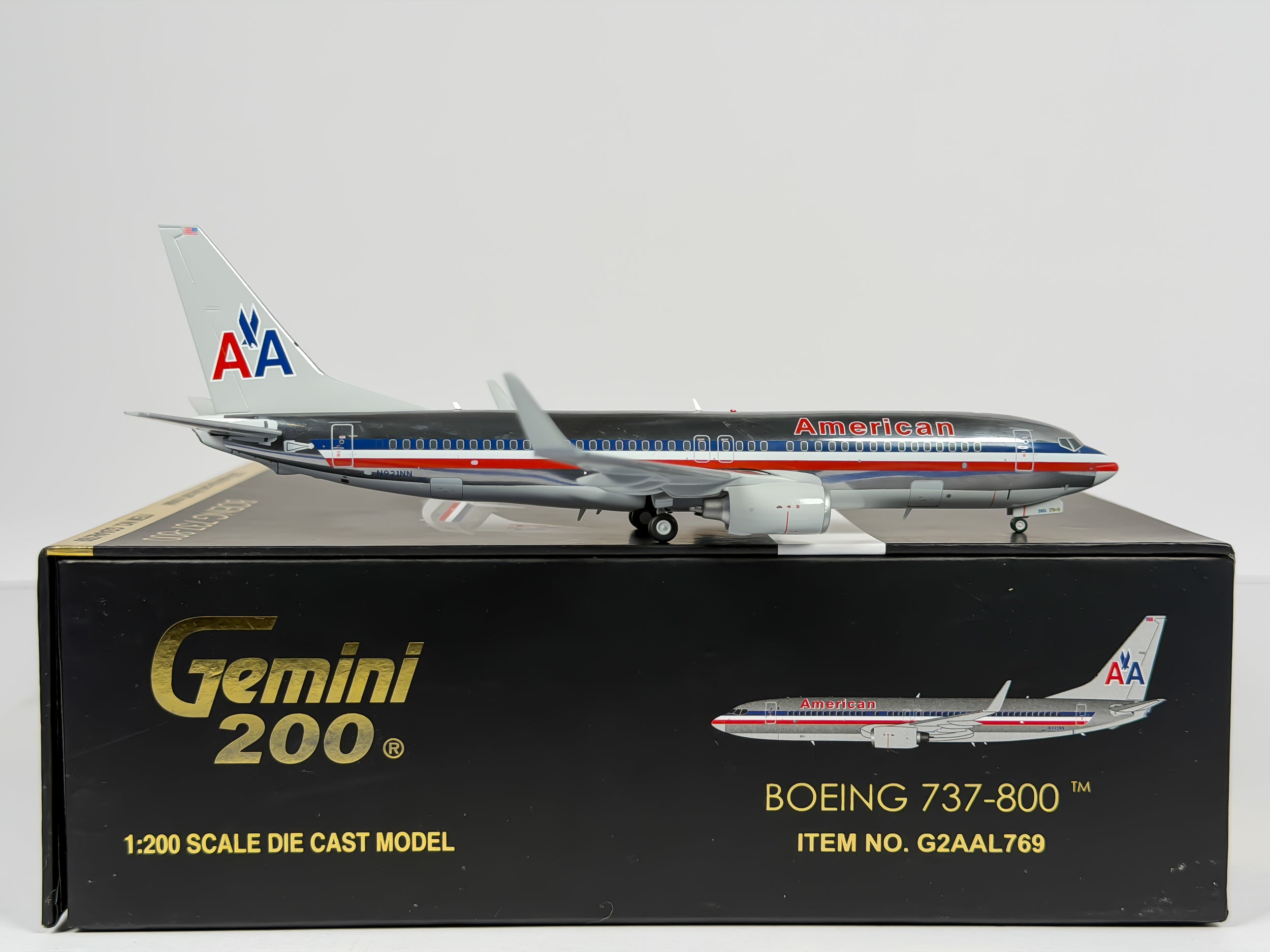 American Airlines Boeing 737-800 1:200 Gemini Jets N921NN (G2AAL769)