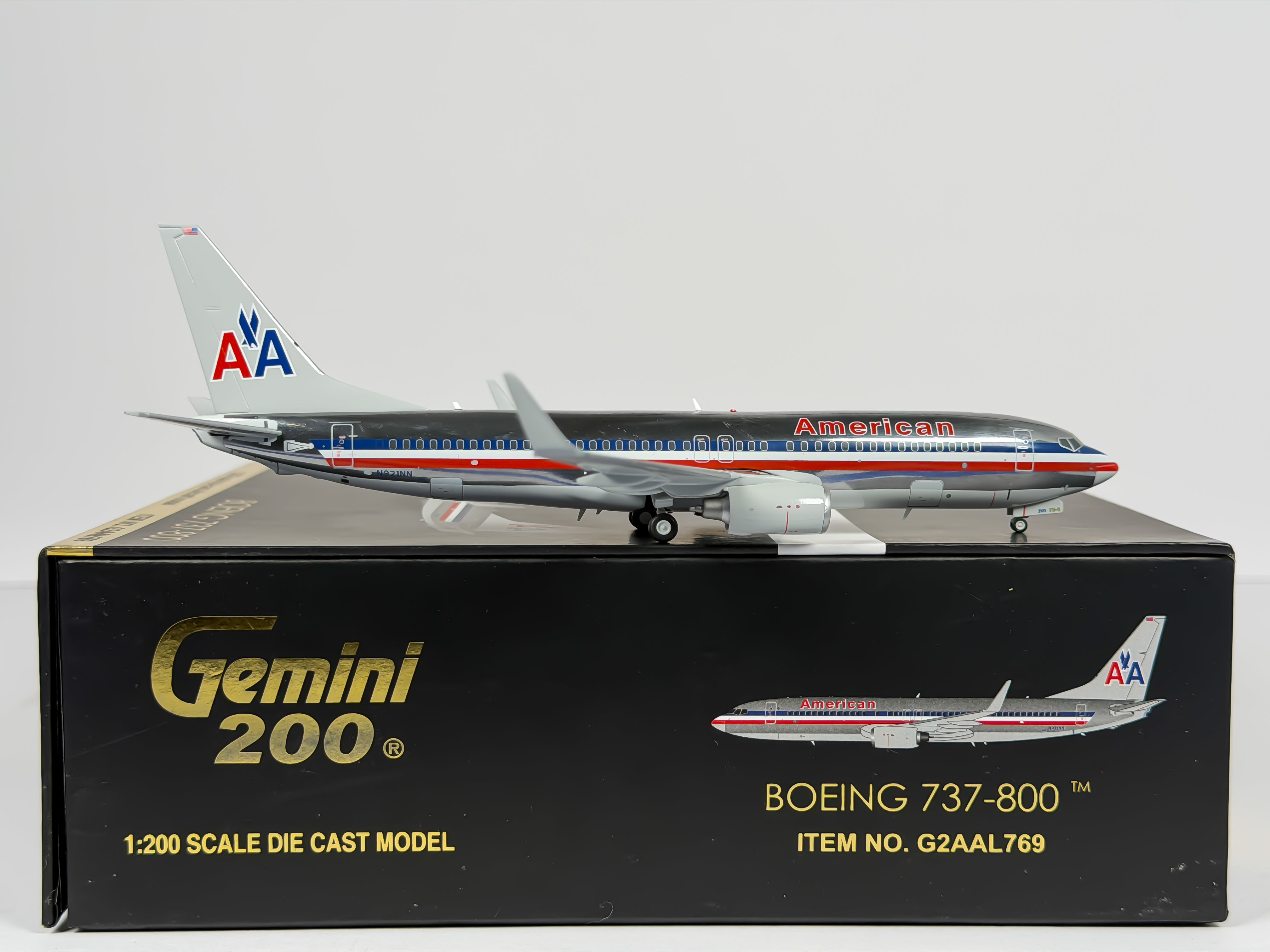 American Airlines Boeing 737-800 1:200 Gemini Jets N921NN (G2AAL769)