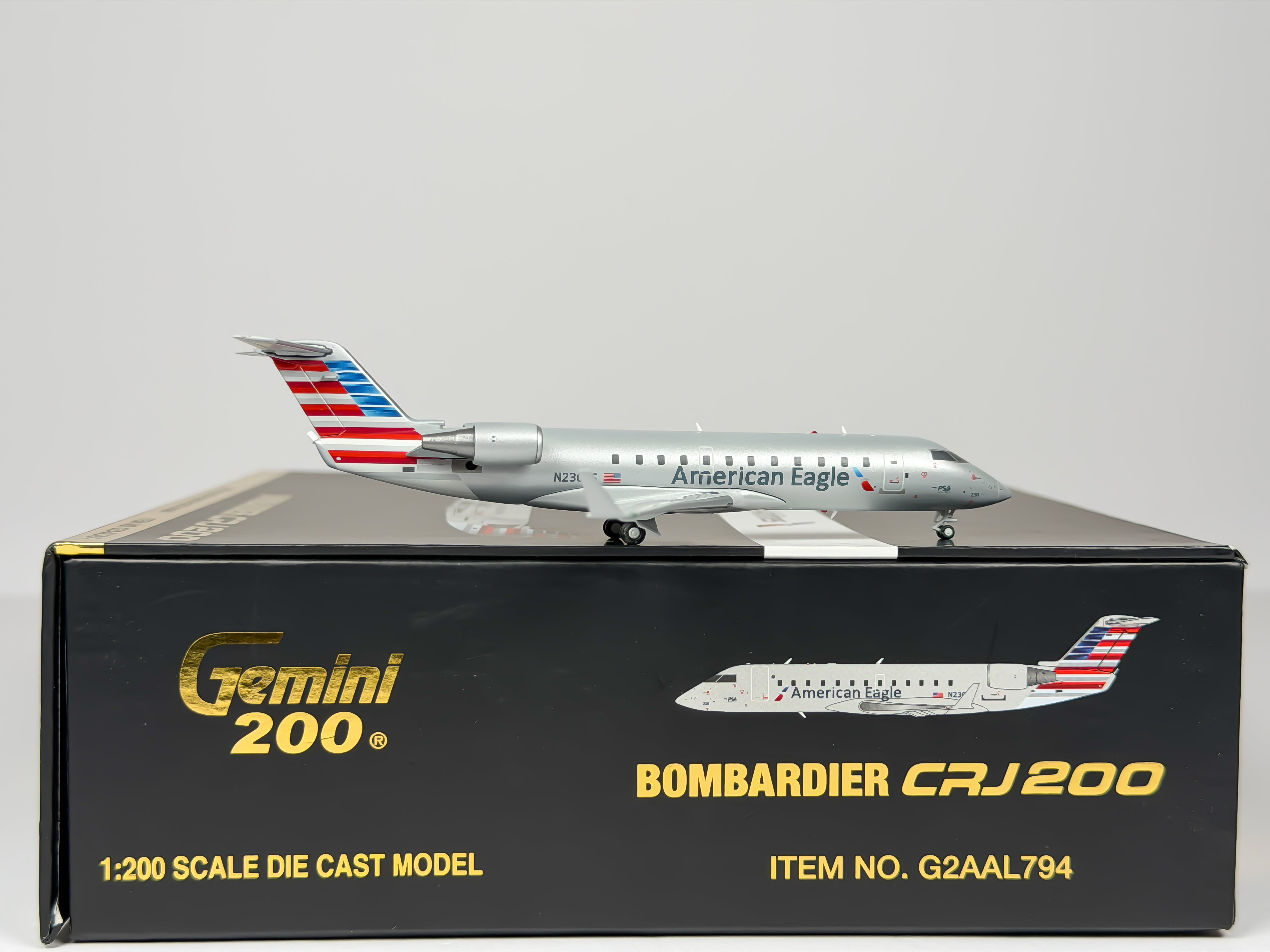 American Eagle Bombardier CRJ200 1:200 Gemini Jets N230PS (G2AAL794)
