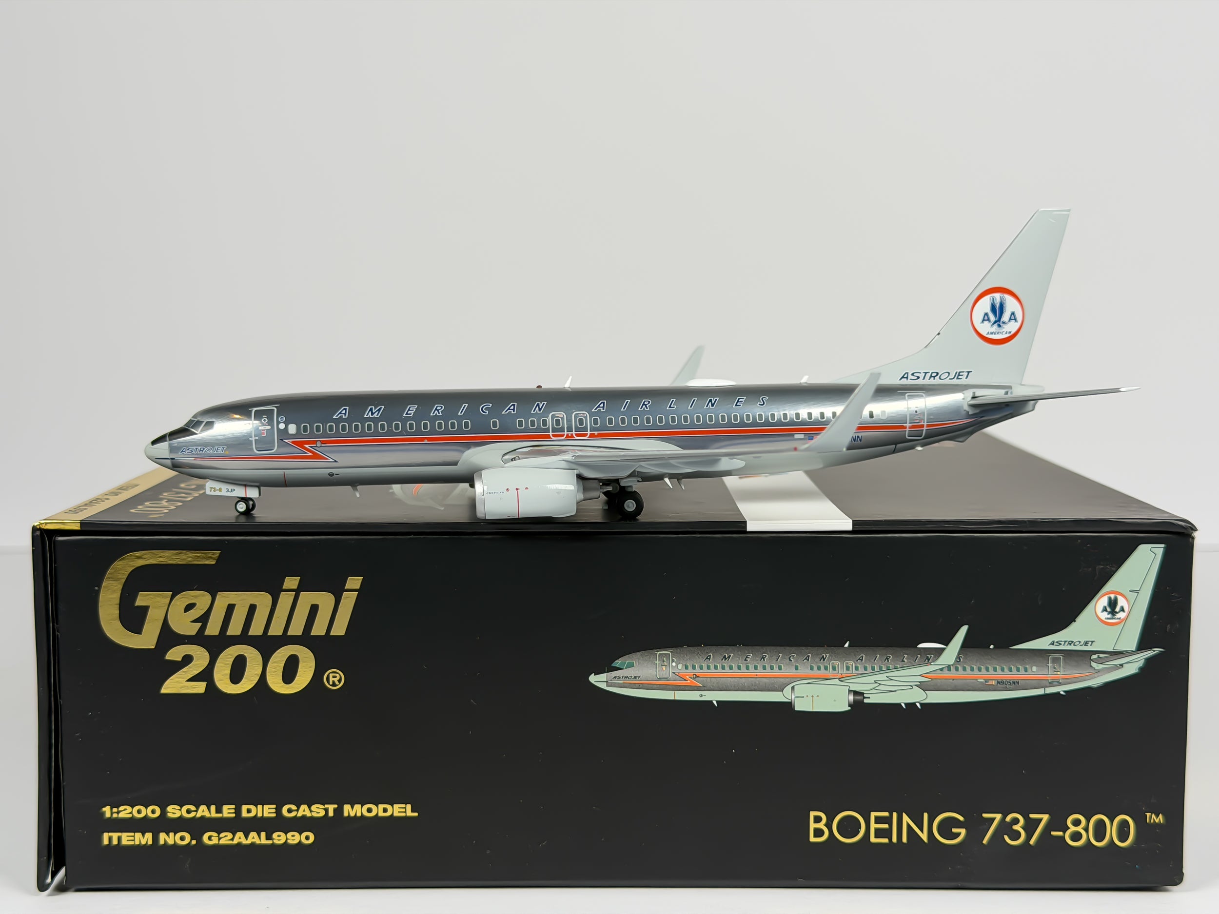 American Airlines Boeing 737-800 1:200 Gemini Jets N905NN (G2AAL990)