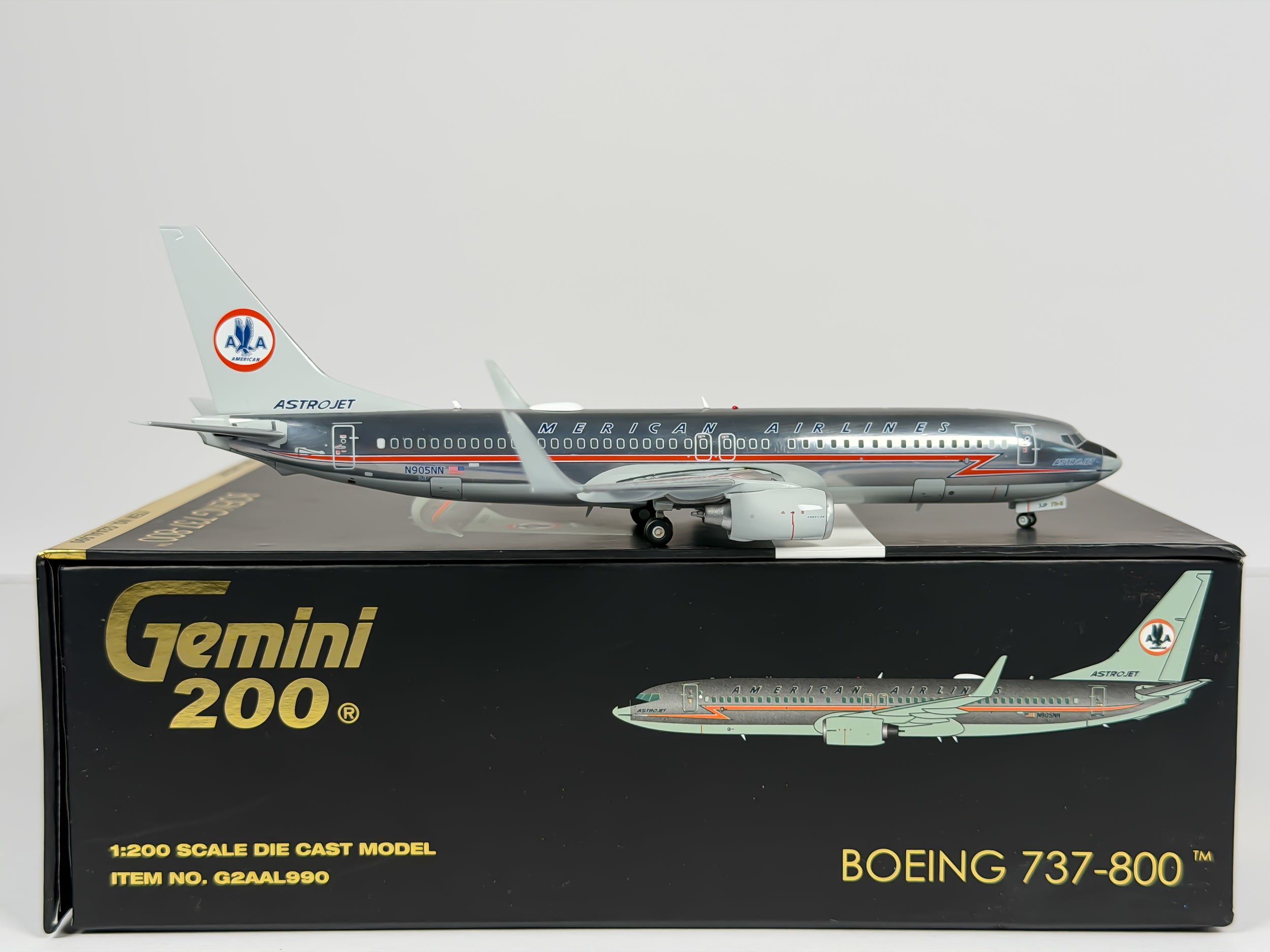 American Airlines Boeing 737-800 1:200 Gemini Jets N905NN (G2AAL990)