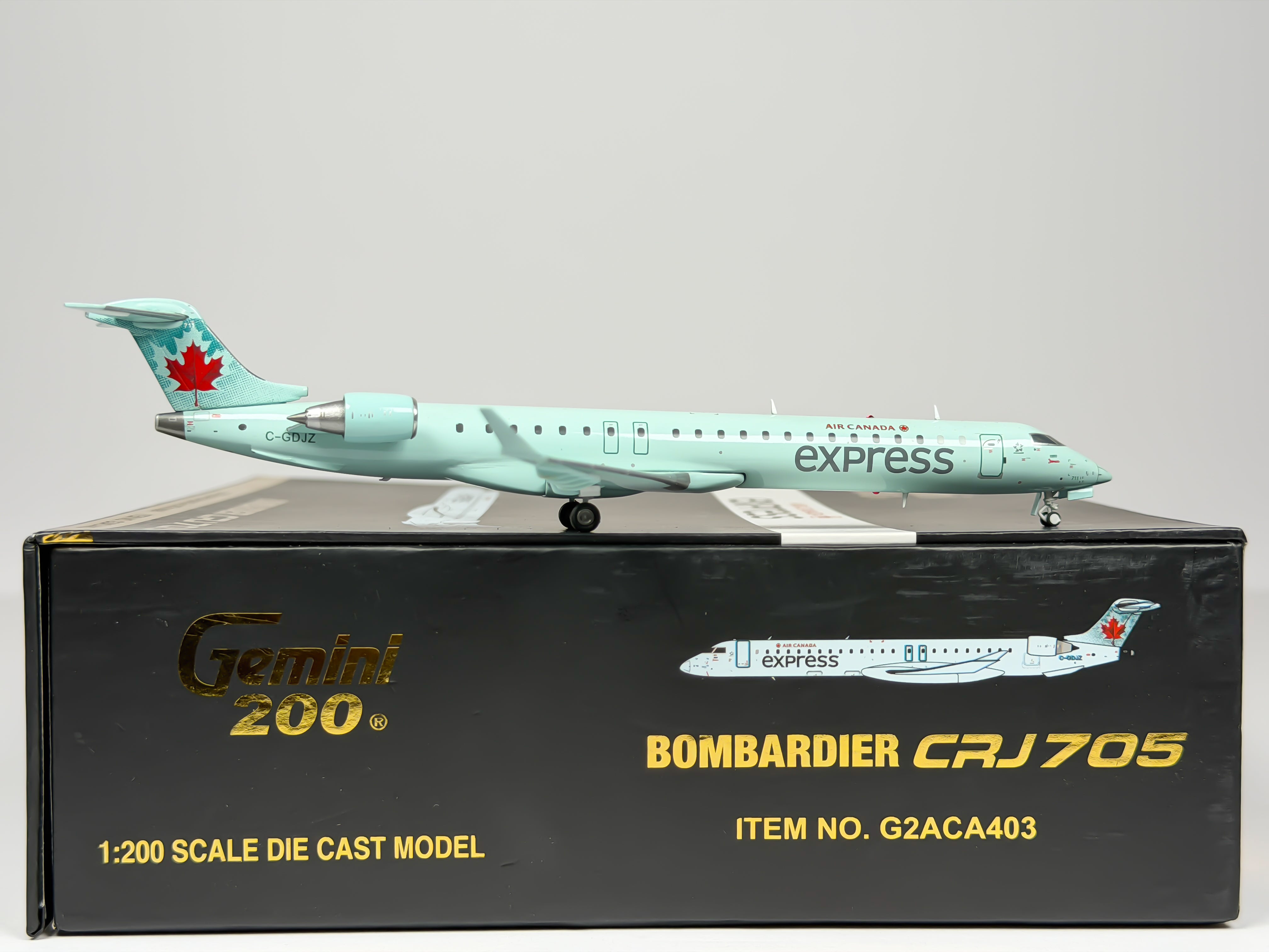 Air Canada Express Bombardier CRJ700 1:200 Gemini Jets C-GDJZ (G2ACA403)