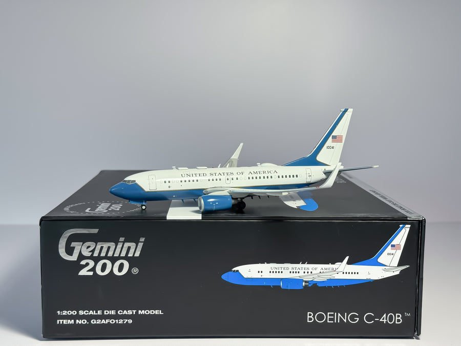 U.S Air Force (USAF) Boeing C-40B (737-700) 1:200 Gemini Jets 01-0041 (G2AFO1279)