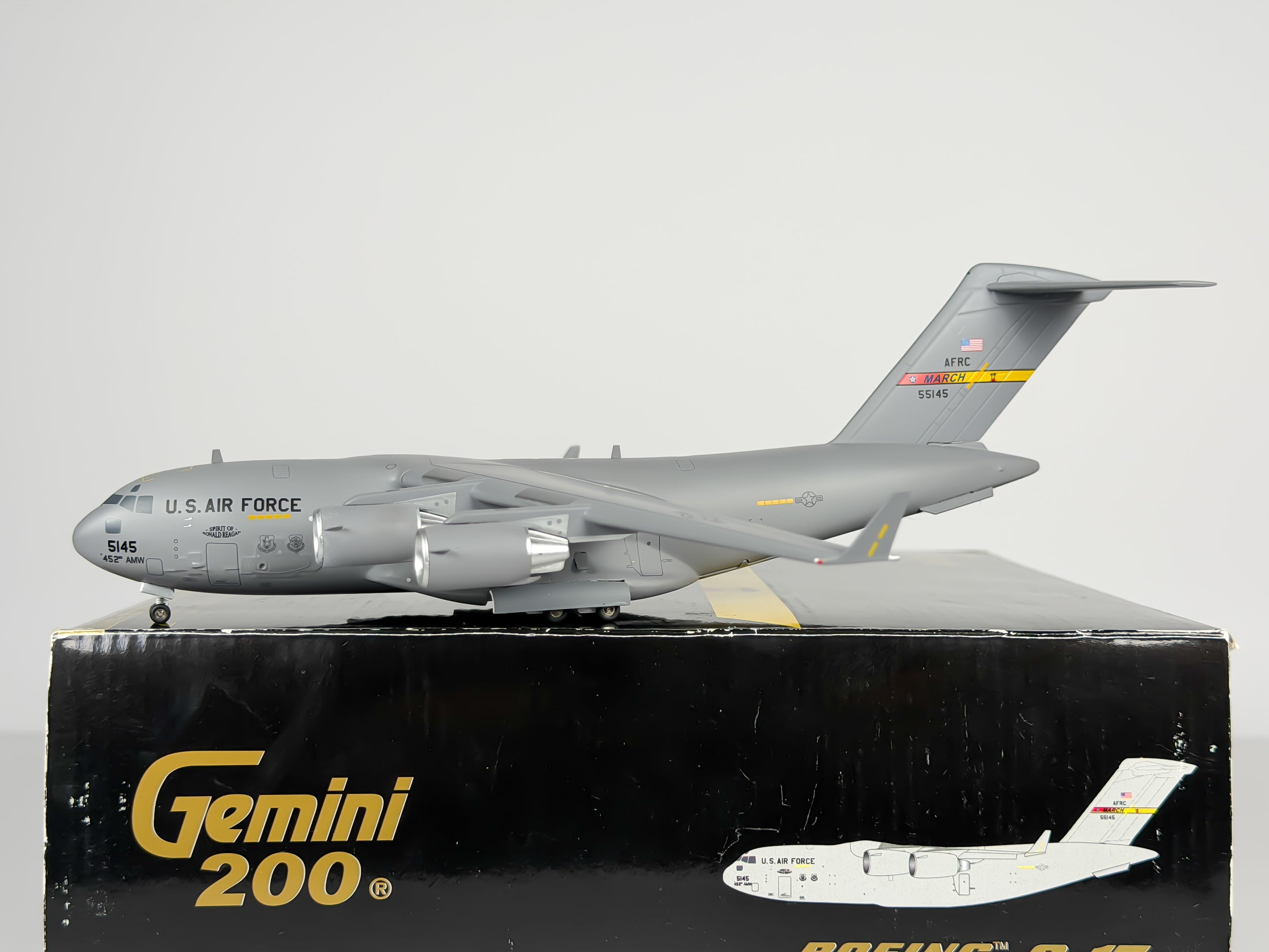 U.S Air Force (USAF) Lockheed C-17 Globemaster 1:200 Gemini Jets 55145 (G2AFO197)