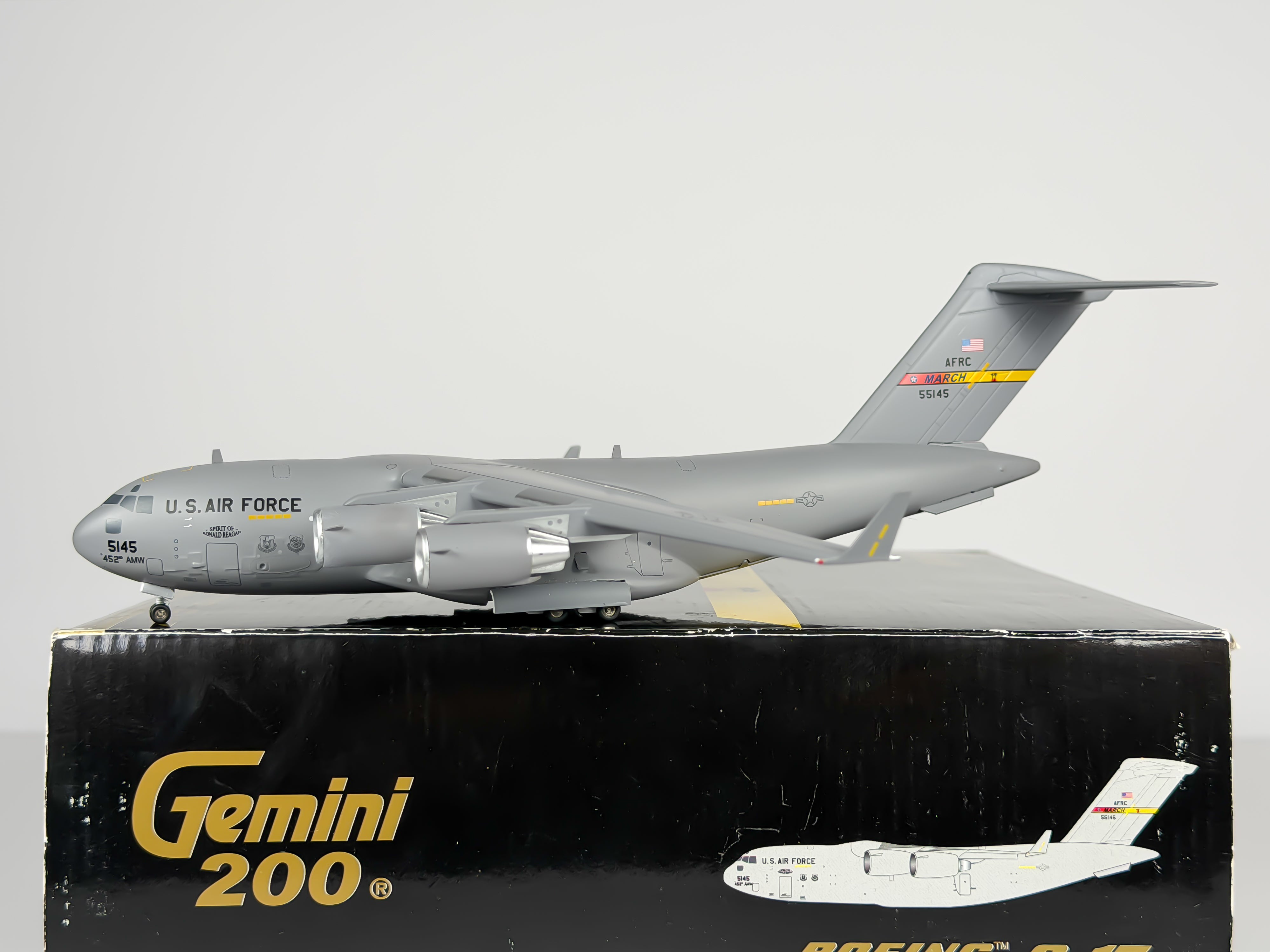 U.S Air Force (USAF) Lockheed C-17 Globemaster 1:200 Gemini Jets 55145 (G2AFO197)