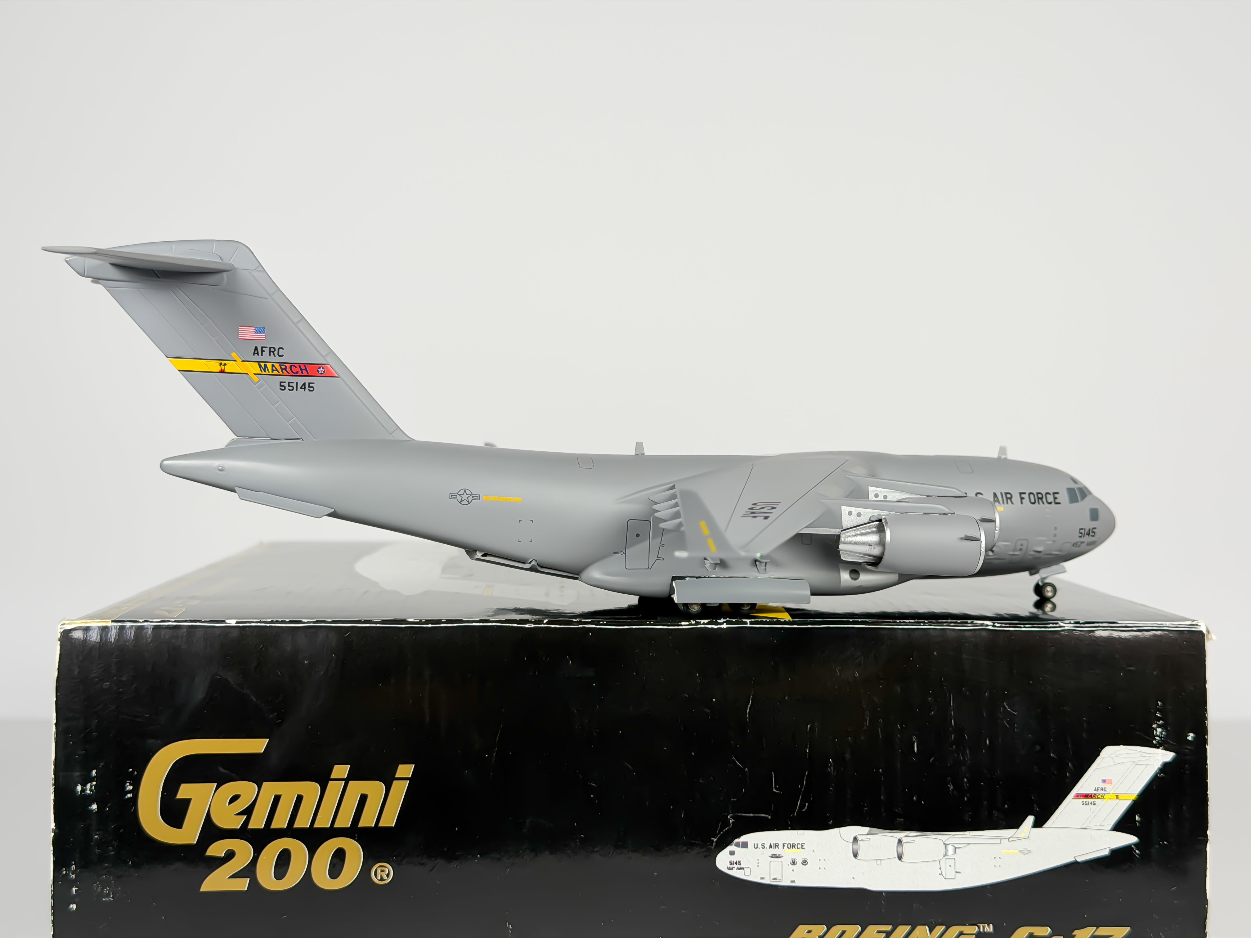 U.S Air Force (USAF) Lockheed C-17 Globemaster 1:200 Gemini Jets 55145 (G2AFO197)