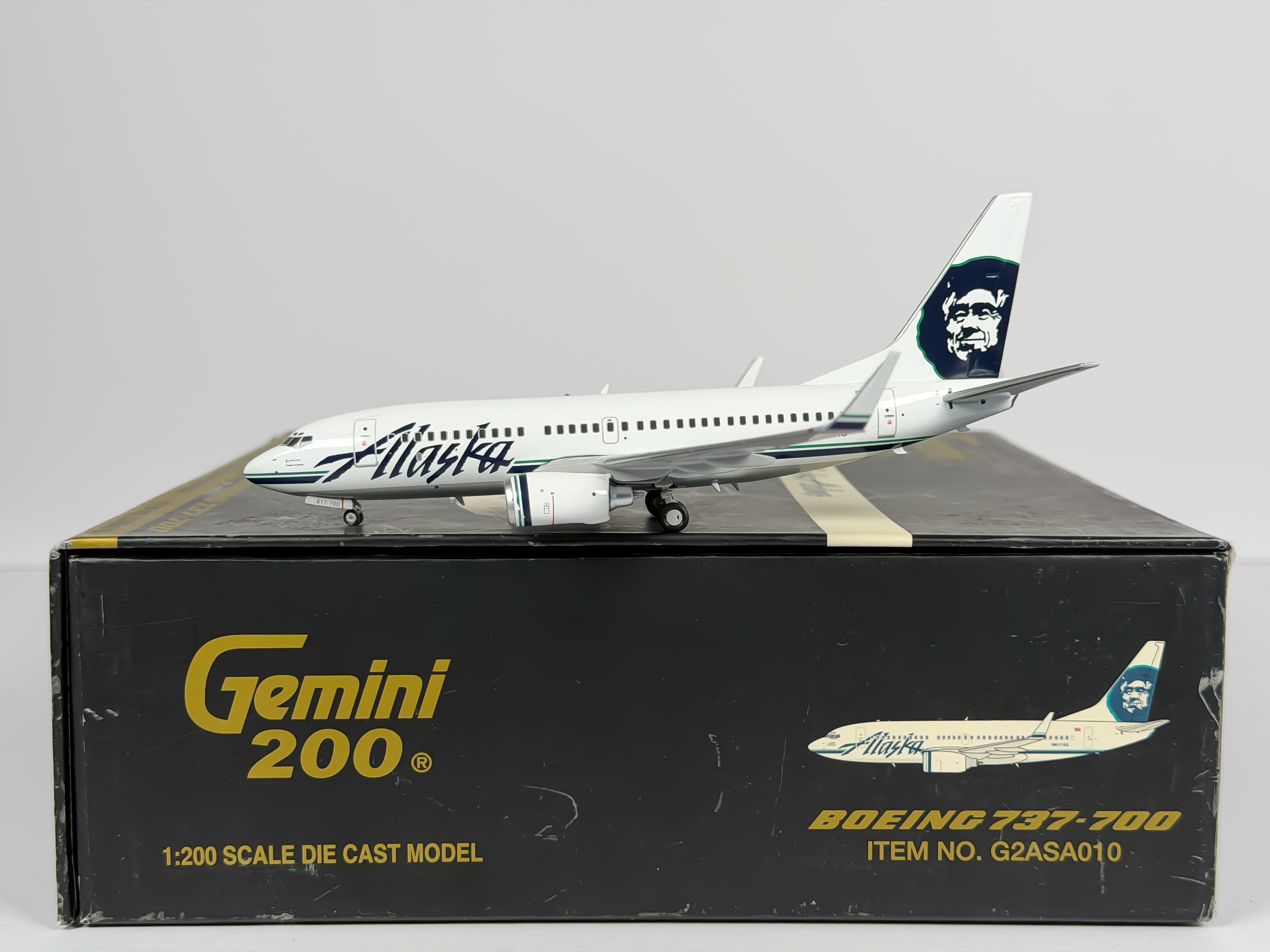 Alaska Airlines Boeing 737-700 1:200 Gemini Jets N617AS (G2ASA010)