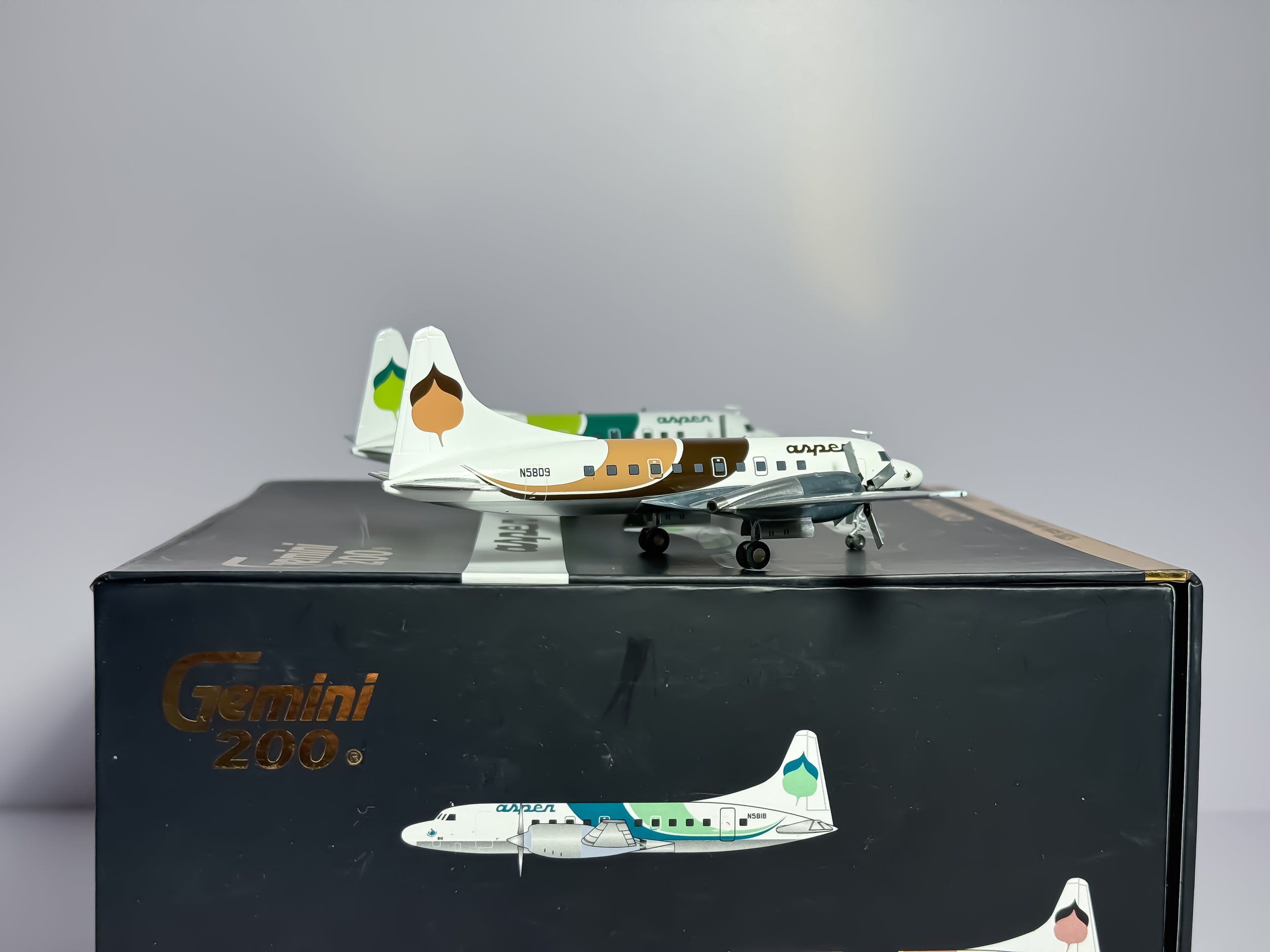 Aspen Airways Convair CV-580 1:200 Gemini Jets N5809 & N5818 (G2ASP277)