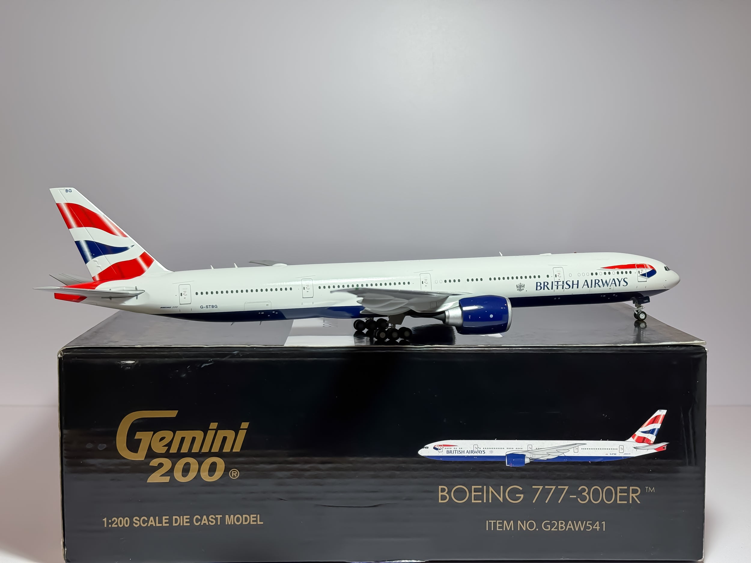 British Airways Boeing 777-300ER 1:200 Gemini Jets G-STBG (G2BAW541)