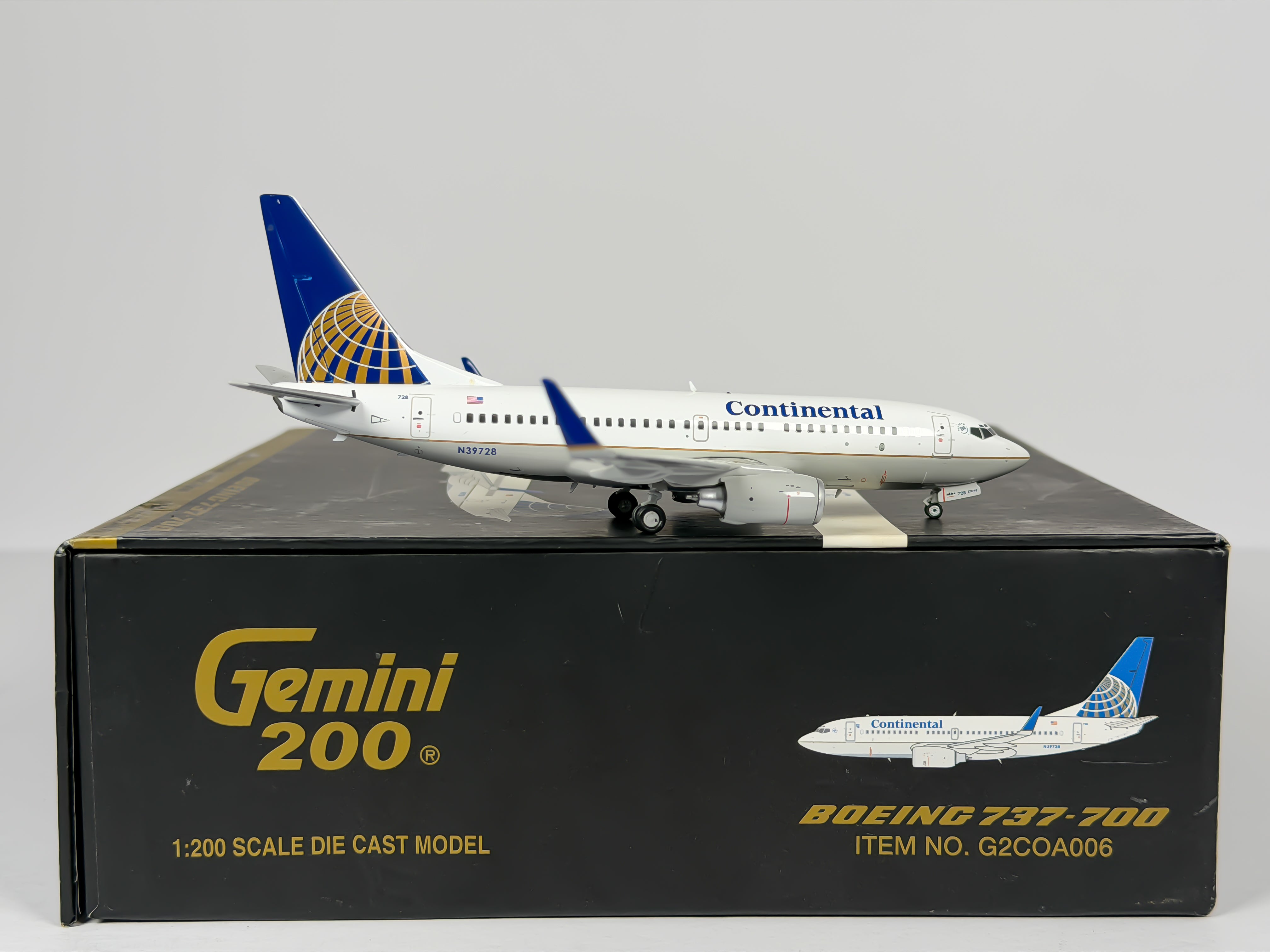 Continental Airlines Boeing 737-700 1:200 Gemini Jets N39728 (G2COA006)